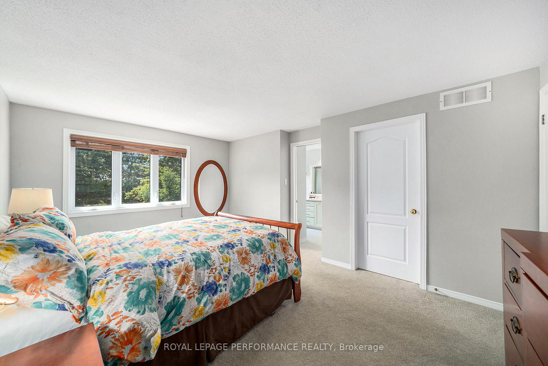 Photo 16 of 37 Willwood Crescent, Ottawa, Barrhaven - Cedargrove/Fraserdale — HOMEH