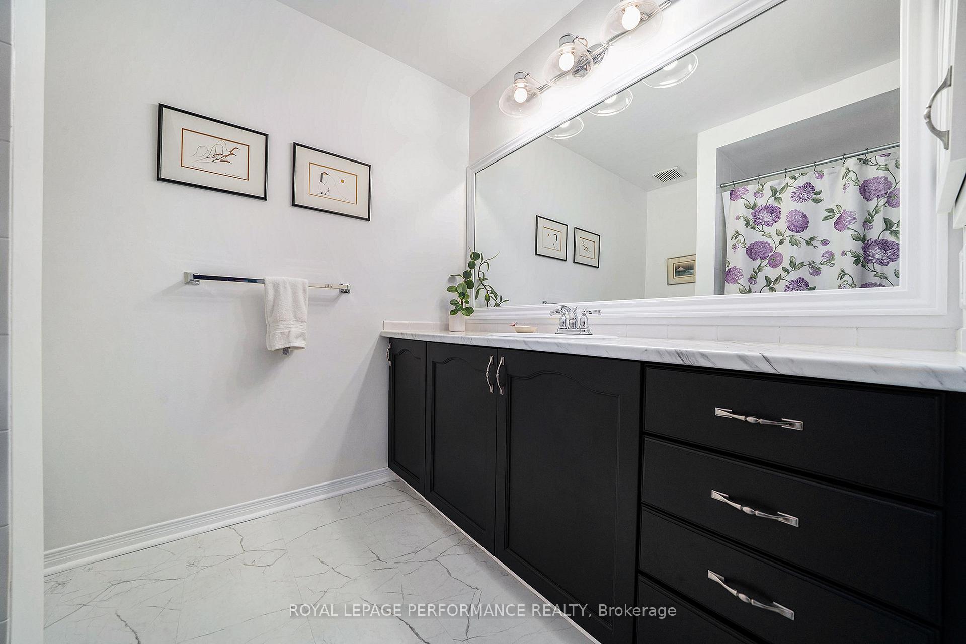 Photo 20 of 37 Willwood Crescent, Ottawa, Barrhaven - Cedargrove/Fraserdale — HOMEH