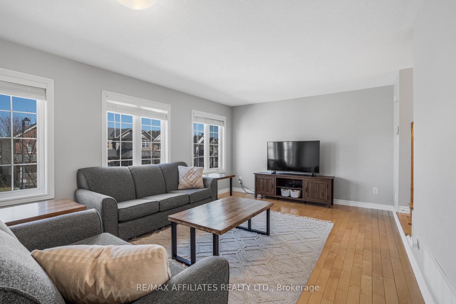 Photo 9 of 2205 River Mist Road, Ottawa, Barrhaven - Half Moon Bay — HOMEH