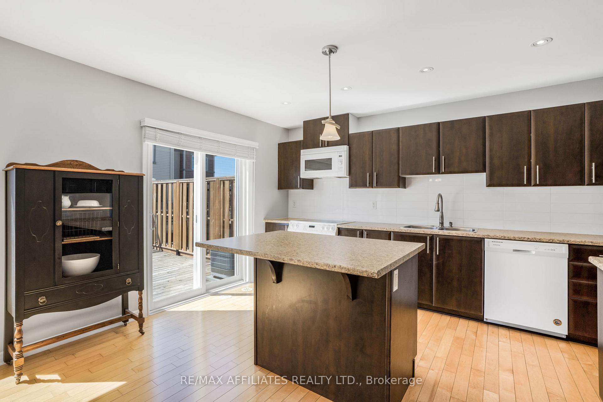 Photo 18 of 2205 River Mist Road, Ottawa, Barrhaven - Half Moon Bay — HOMEH