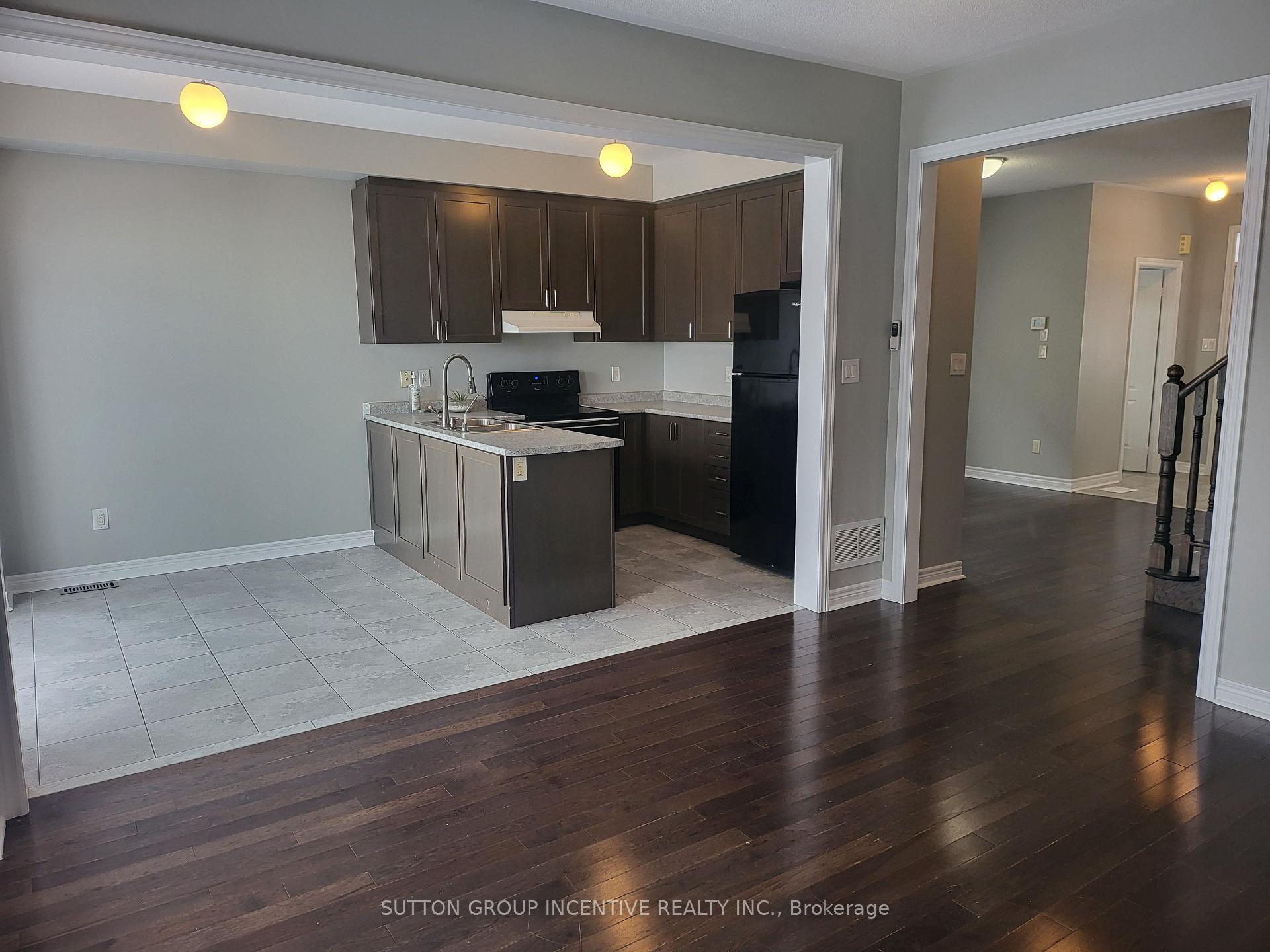 Photo 7 of 50 Forsyth Crescent, Barrie, West Bayfield — HOMEH