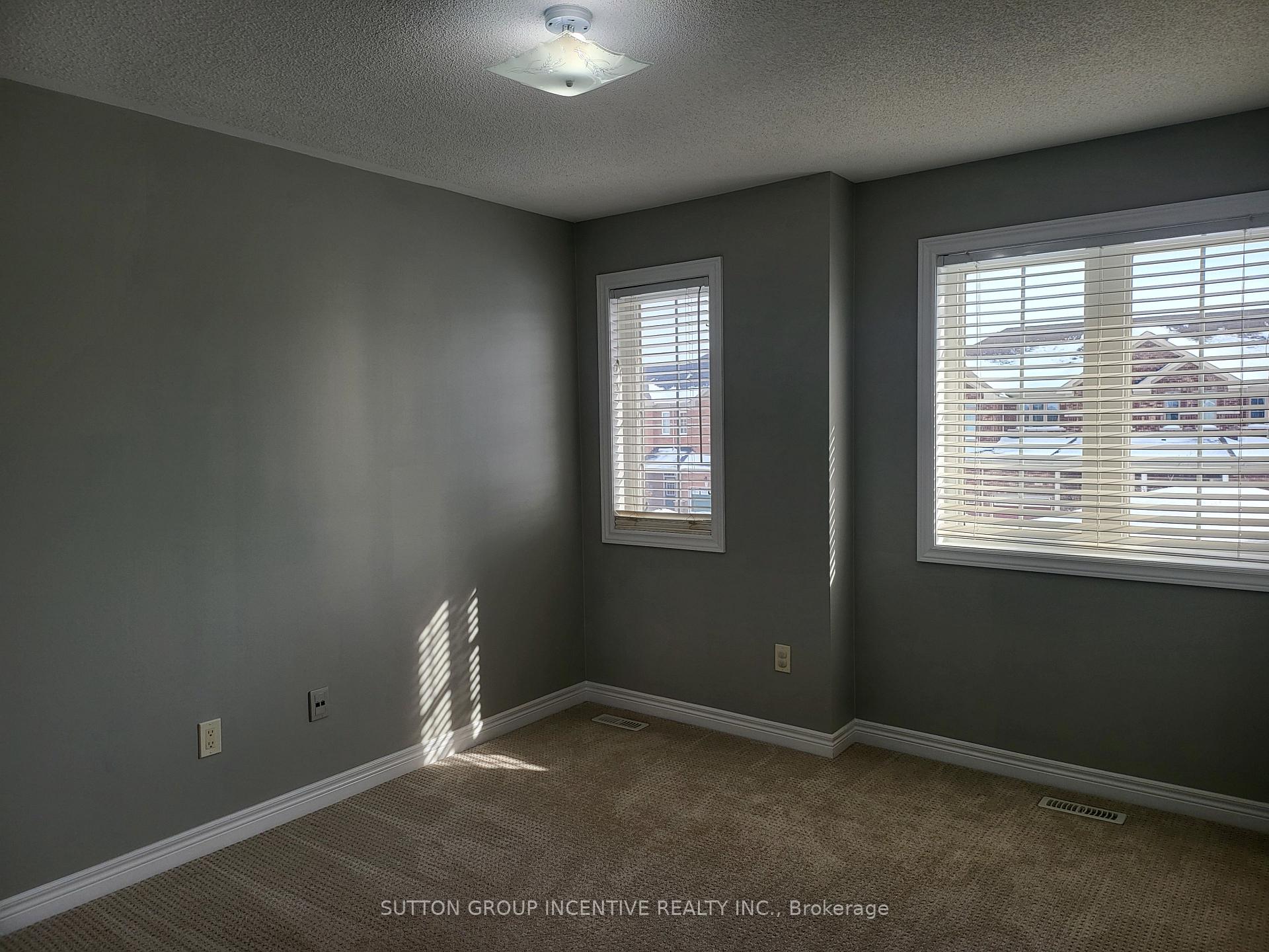 Photo 13 of 50 Forsyth Crescent, Barrie, West Bayfield — HOMEH