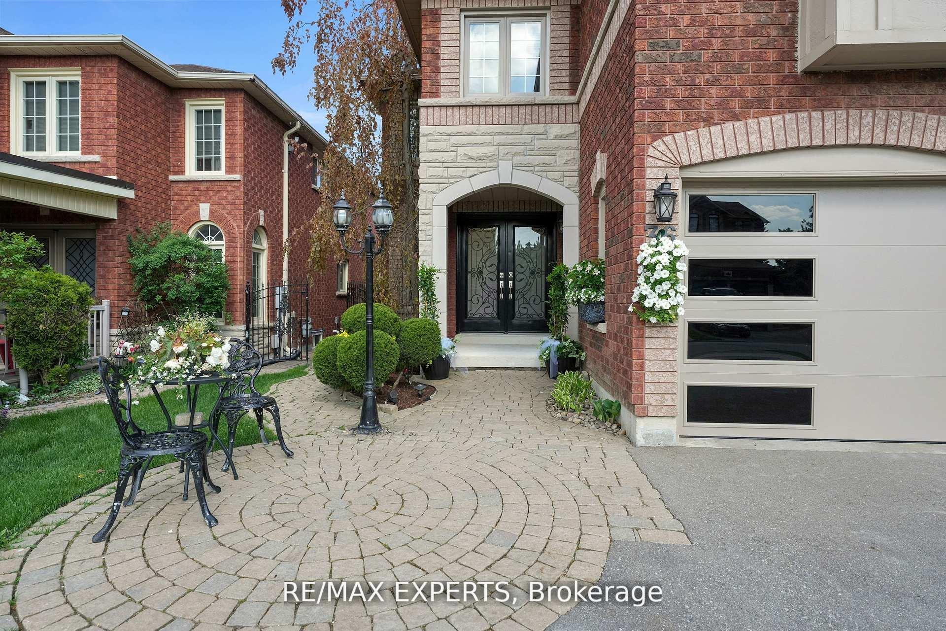Photo 9 of 36 Country Stroll Crescent, Caledon, Bolton West — HOMEH