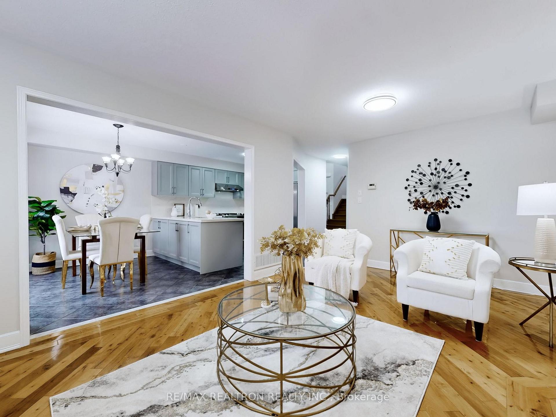 Photo 9 of 193 Bottrell Street, Clarington, Bowmanville — HOMEH