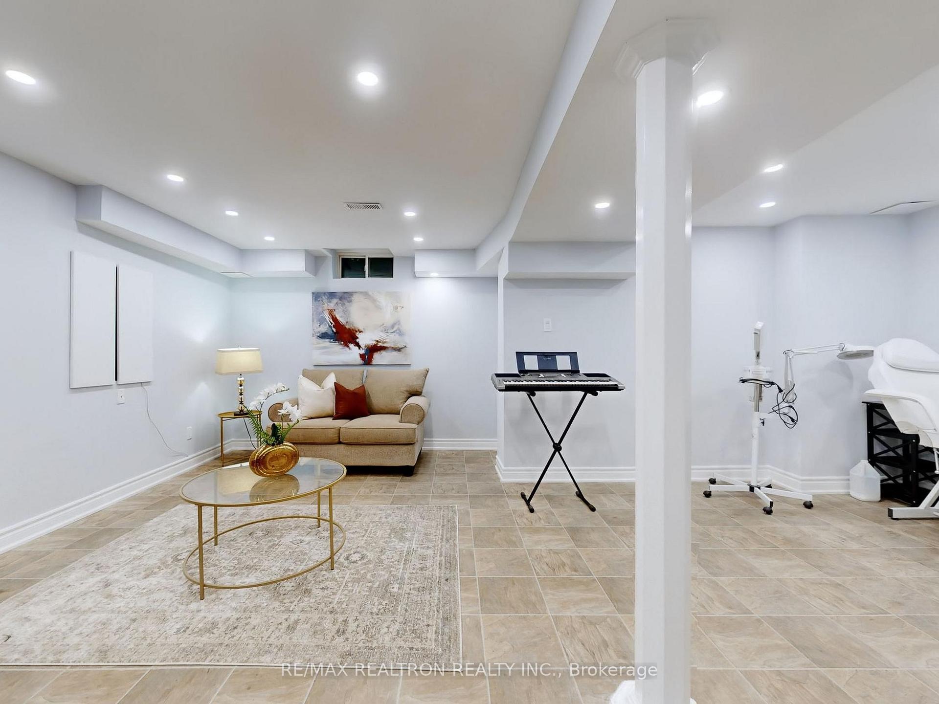 Photo 29 of 193 Bottrell Street, Clarington, Bowmanville — HOMEH