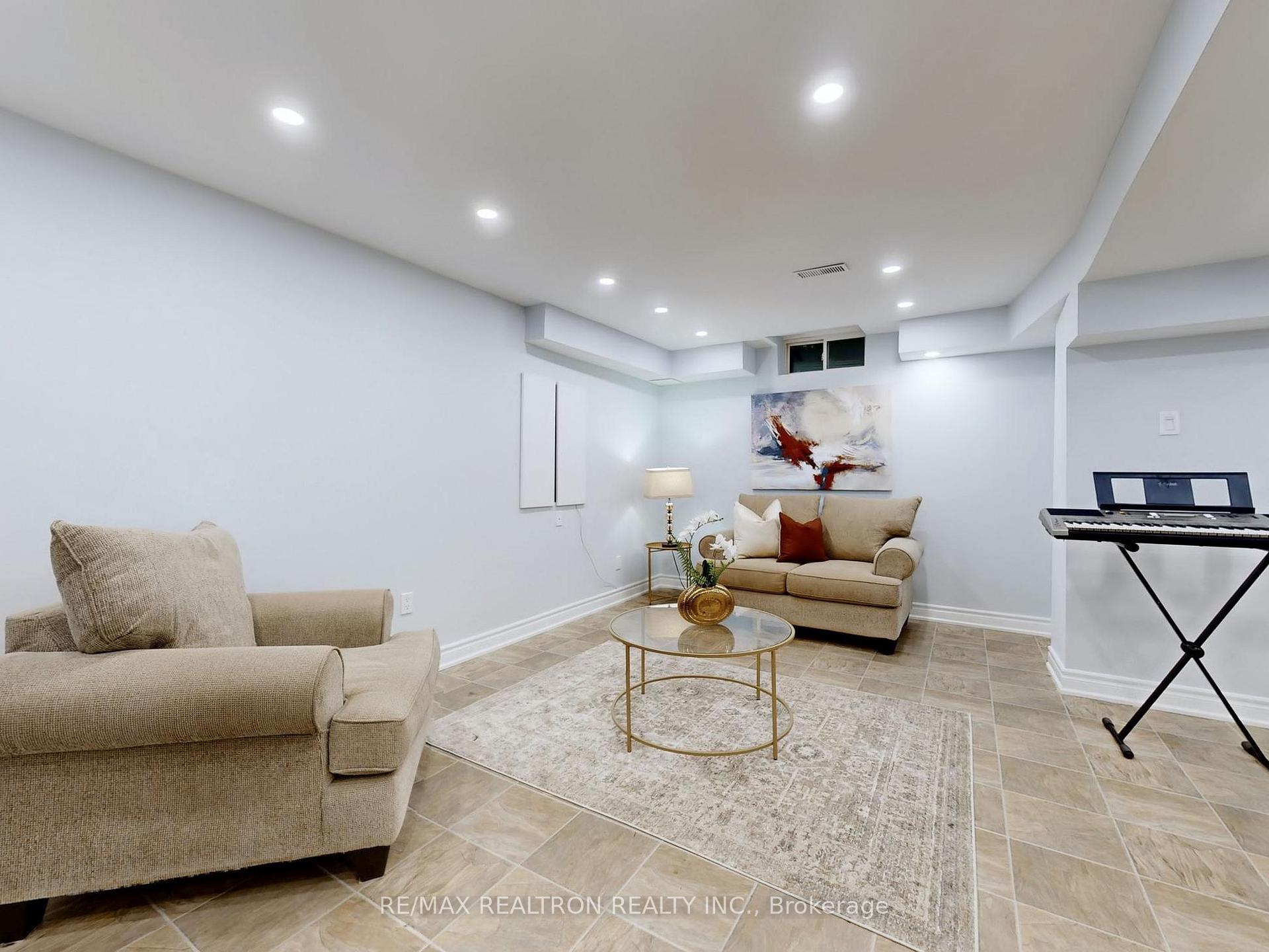 Photo 30 of 193 Bottrell Street, Clarington, Bowmanville — HOMEH