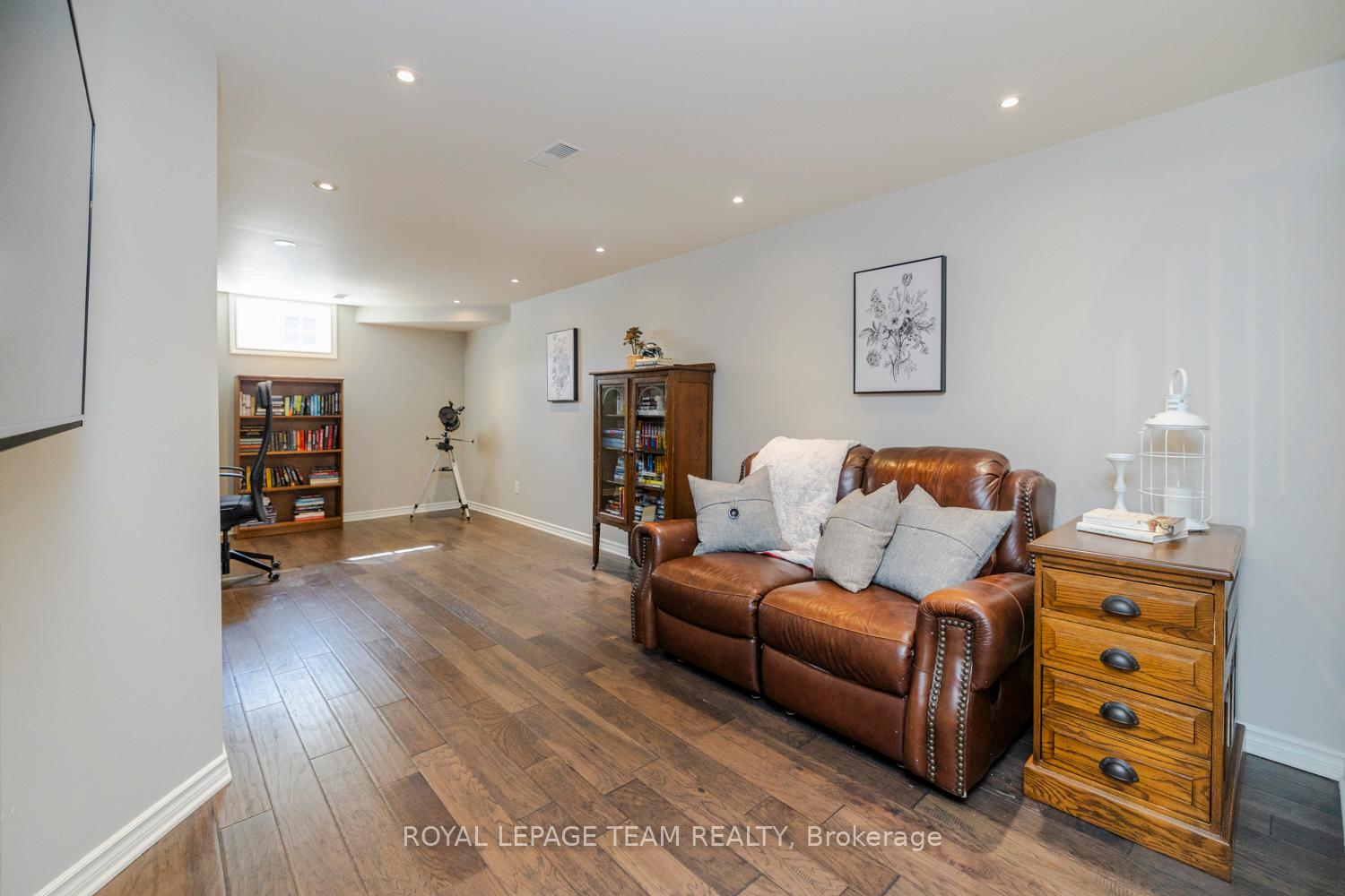Photo 28 of 103 Cedardown Private, Ottawa, Barrhaven - Stonebridge — HOMEH