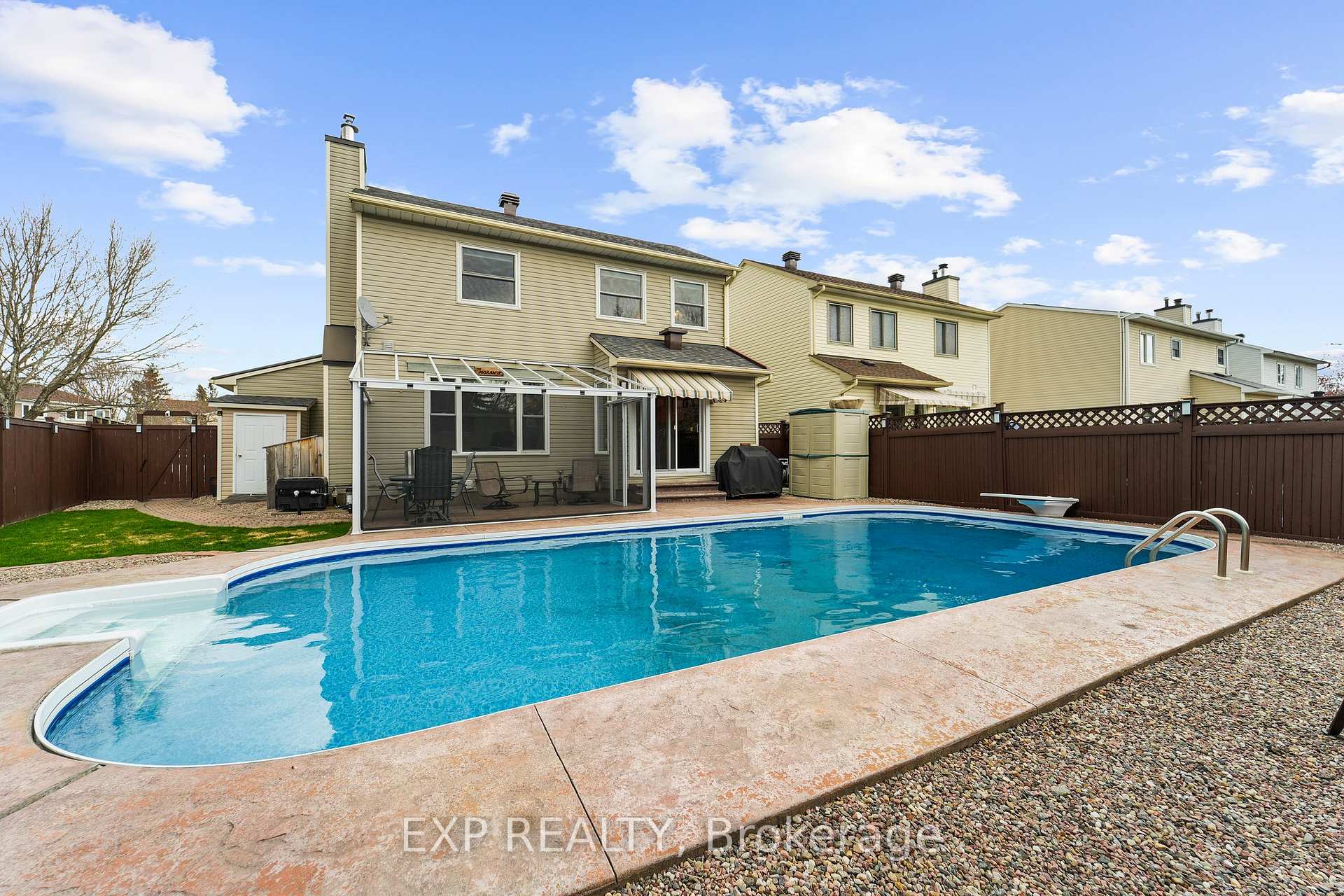 Photo 2 of 56 Flanders Street, Ottawa, Barrhaven - Cedargrove/Fraserdale — HOMEH