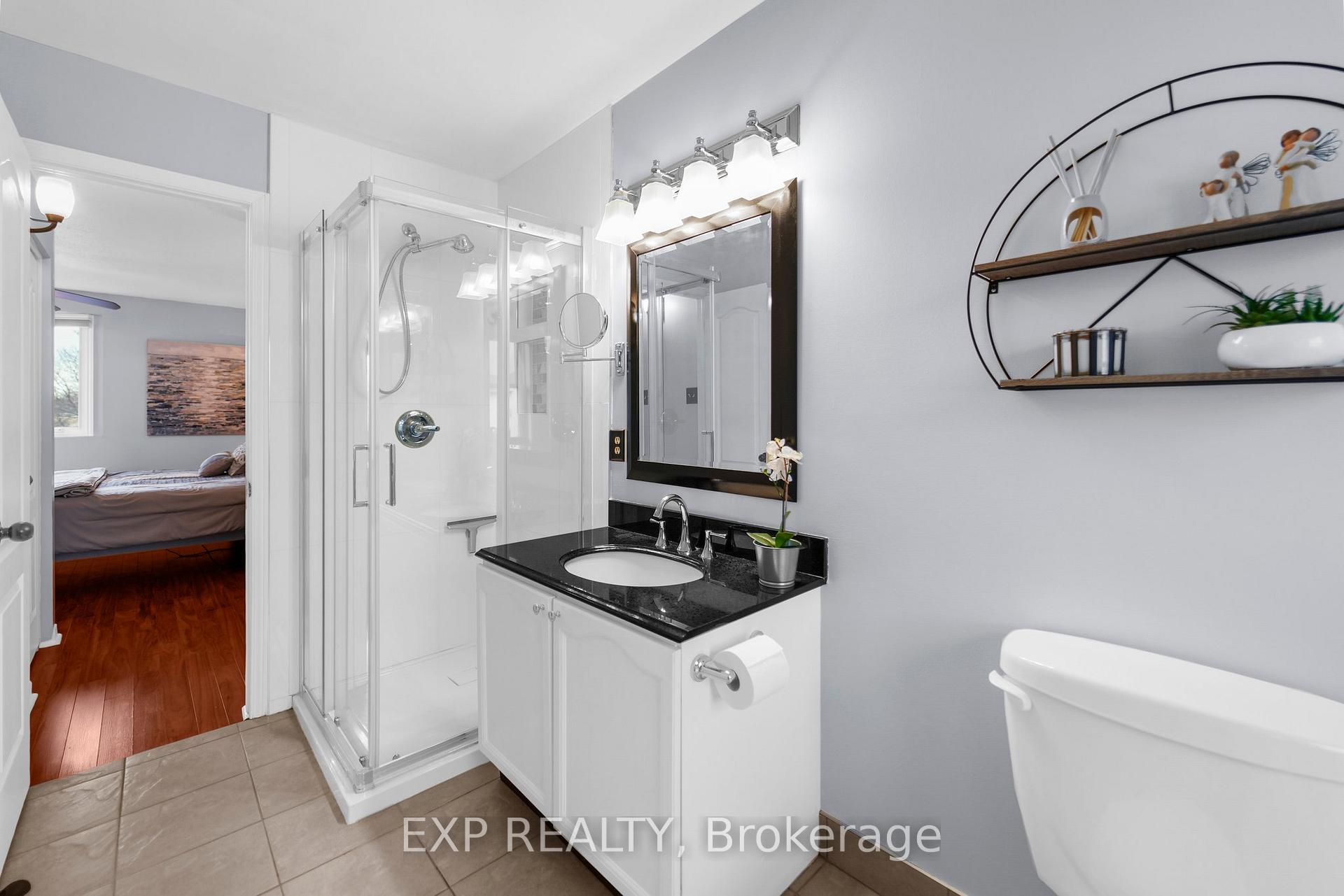 Photo 17 of 56 Flanders Street, Ottawa, Barrhaven - Cedargrove/Fraserdale — HOMEH