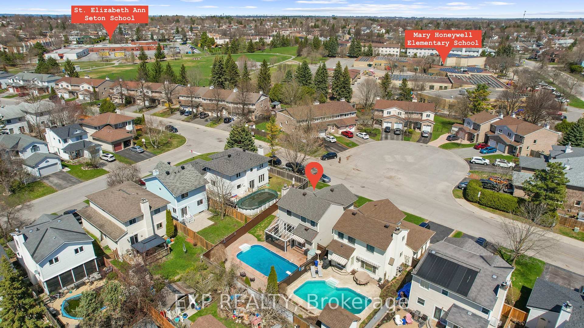 Photo 24 of 56 Flanders Street, Ottawa, Barrhaven - Cedargrove/Fraserdale — HOMEH