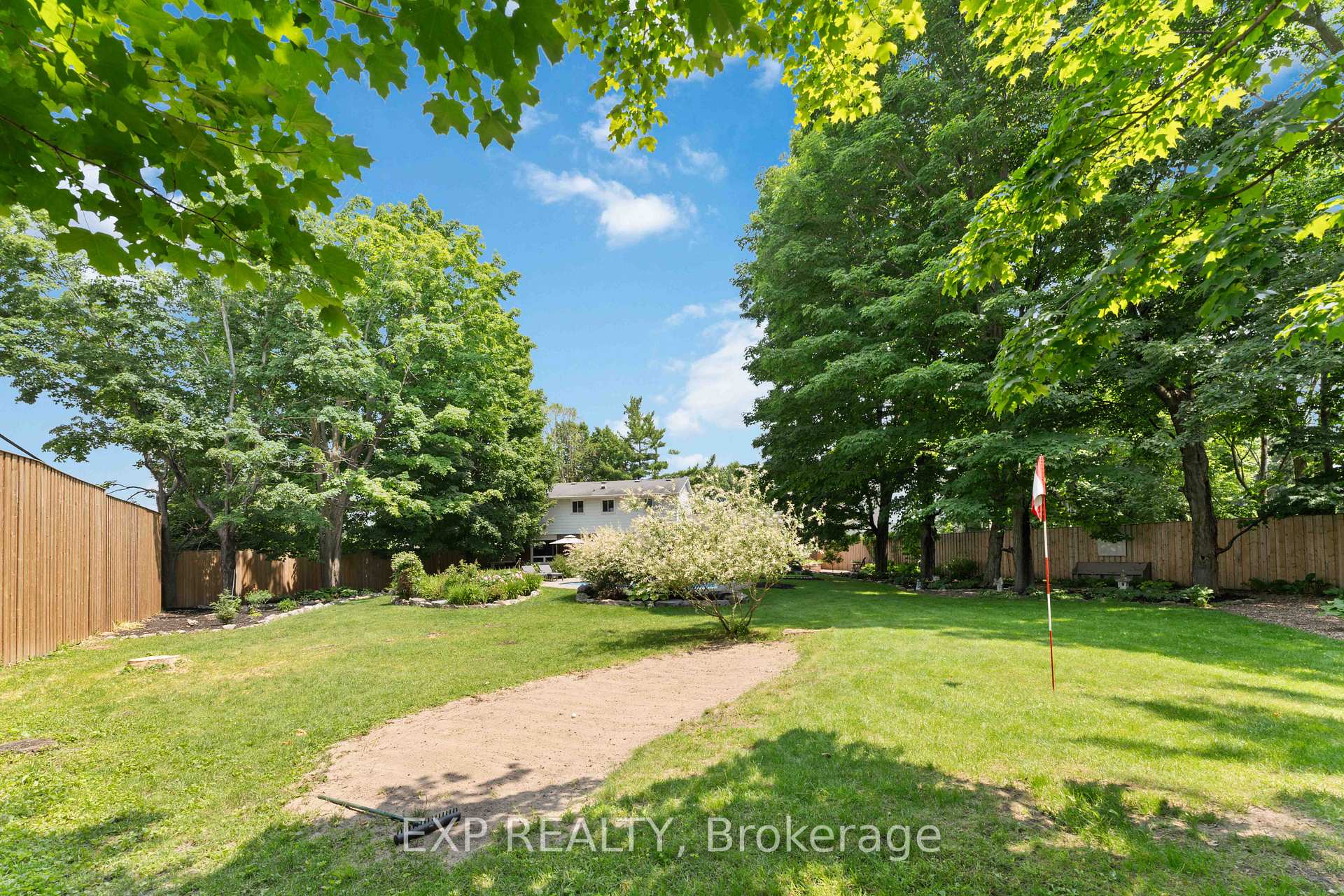 Photo 41 of 29 Roberta Crescent, Ottawa, Barrhaven - Pheasant Run — HOMEH