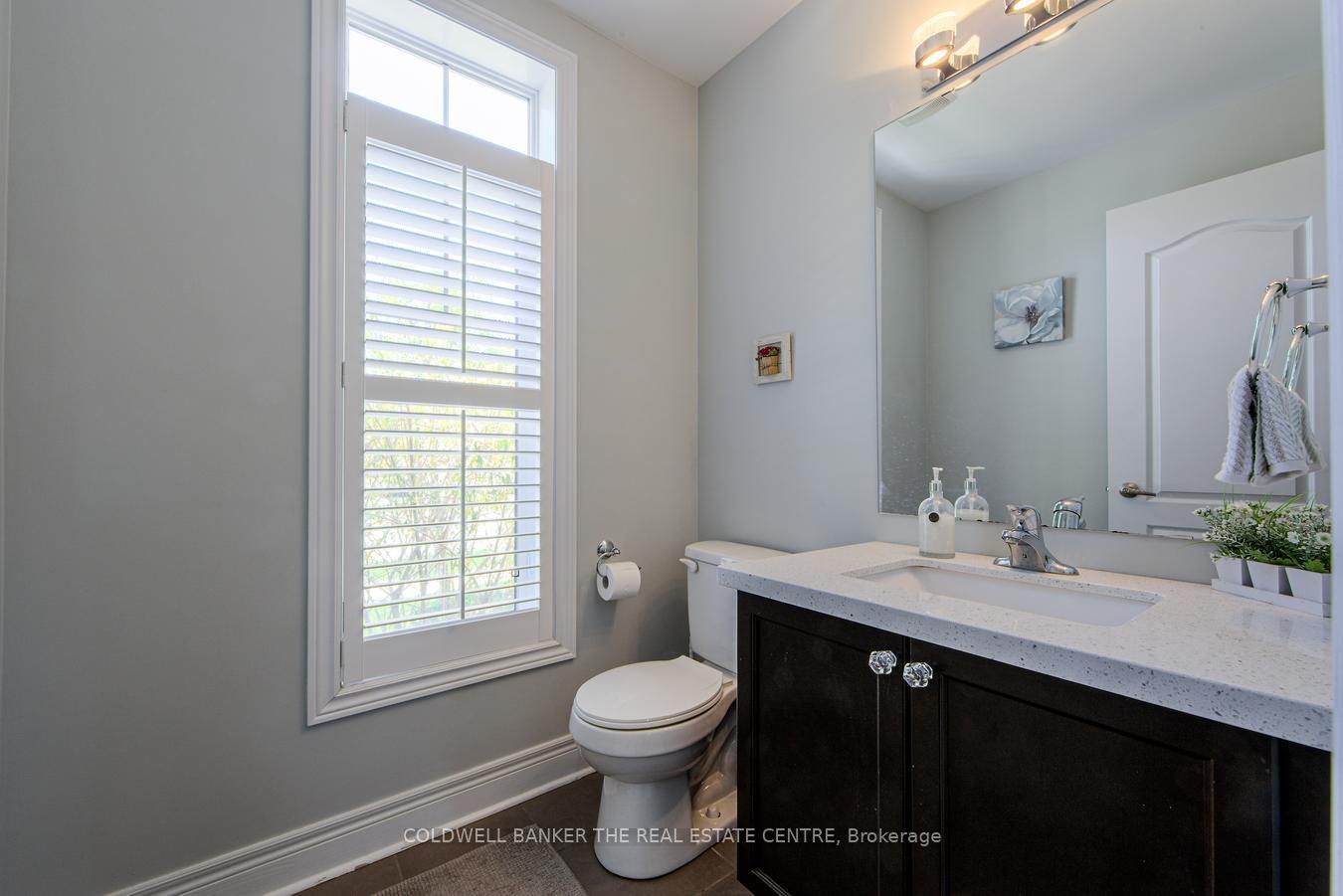 Photo 12 of 32 Royal Park Boulevard S, Barrie, Bayshore — HOMEH