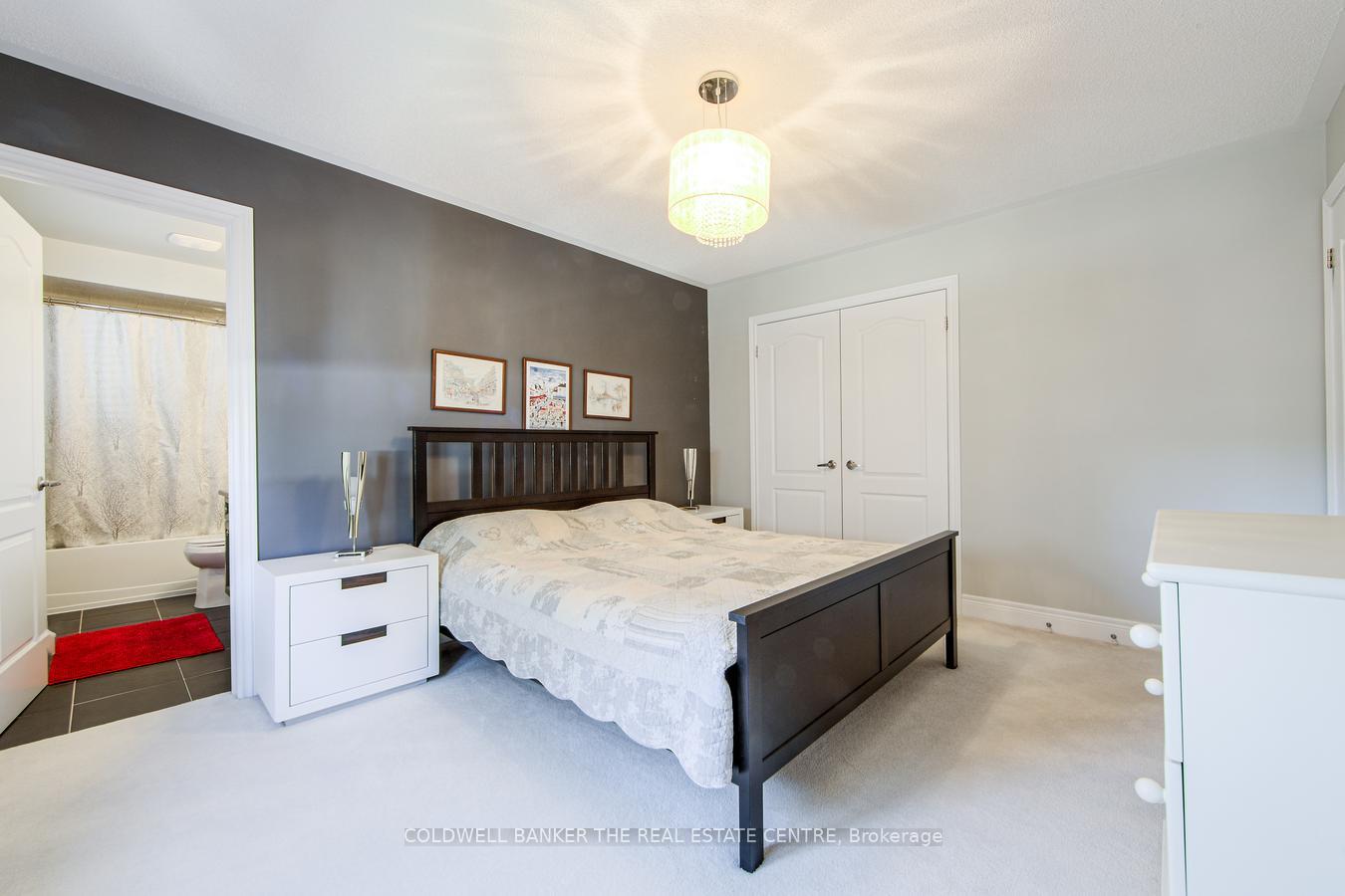 Photo 35 of 32 Royal Park Boulevard S, Barrie, Bayshore — HOMEH