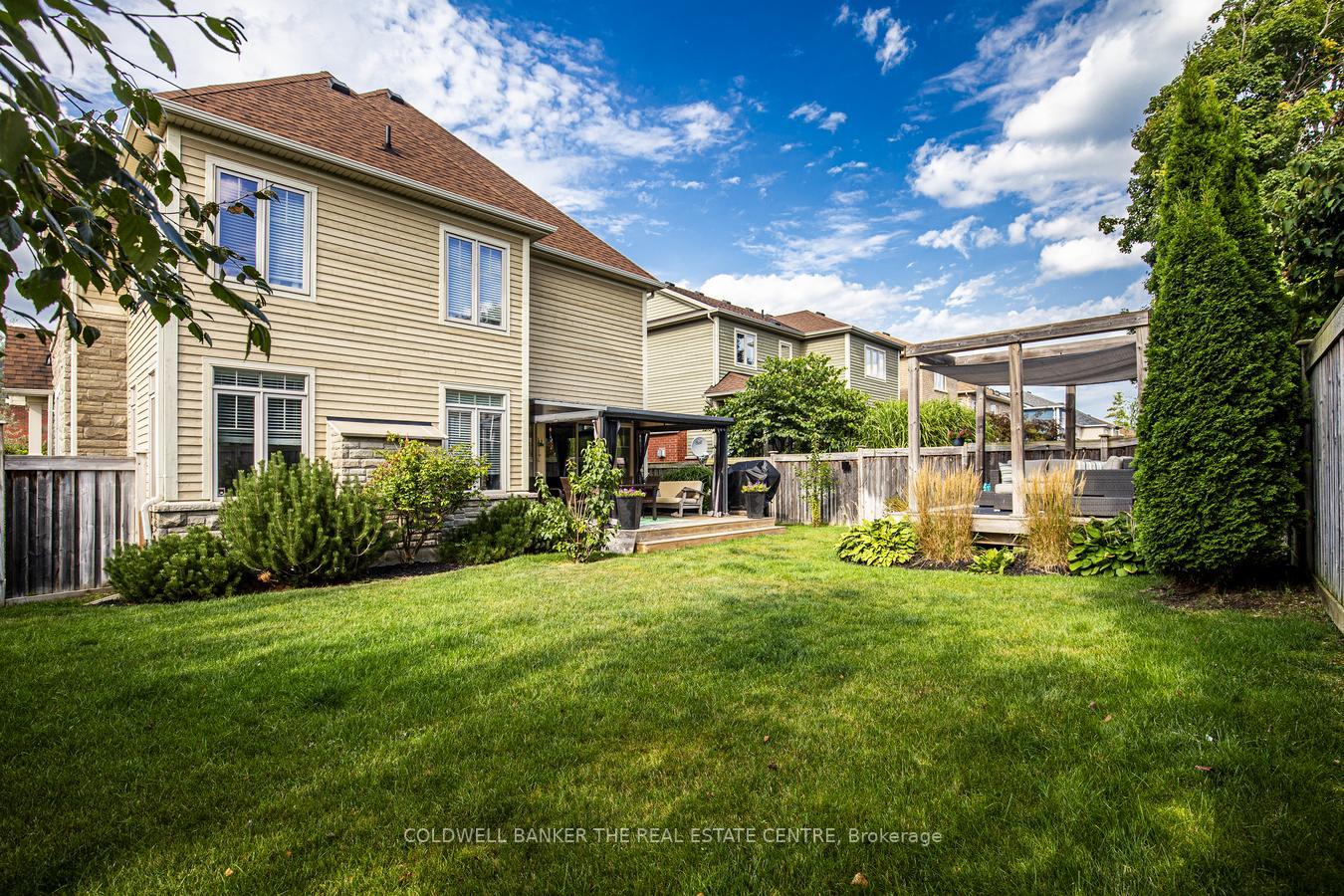Photo 41 of 32 Royal Park Boulevard S, Barrie, Bayshore — HOMEH