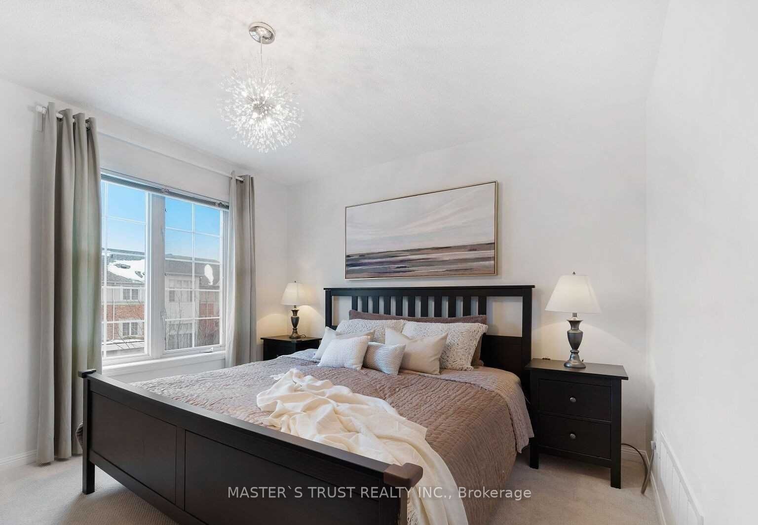 Photo 15 of Unit UPPER LEVEL, 12 Cox Boulevard, Markham, Unionville — HOMEH