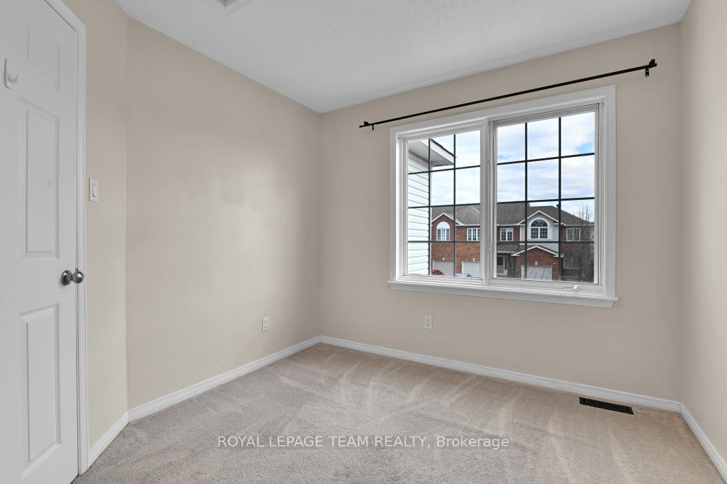 Photo 23 of 8 Calaveras Avenue, Ottawa, Barrhaven - Longfields — HOMEH