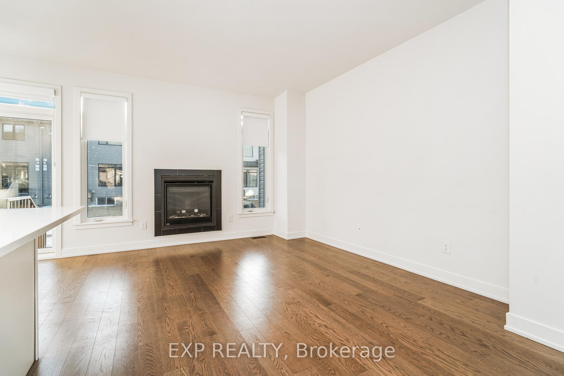 Photo 8 of 83 Heirloom Street, Ottawa, Riverside South/Gloucester Glen — HOMEH