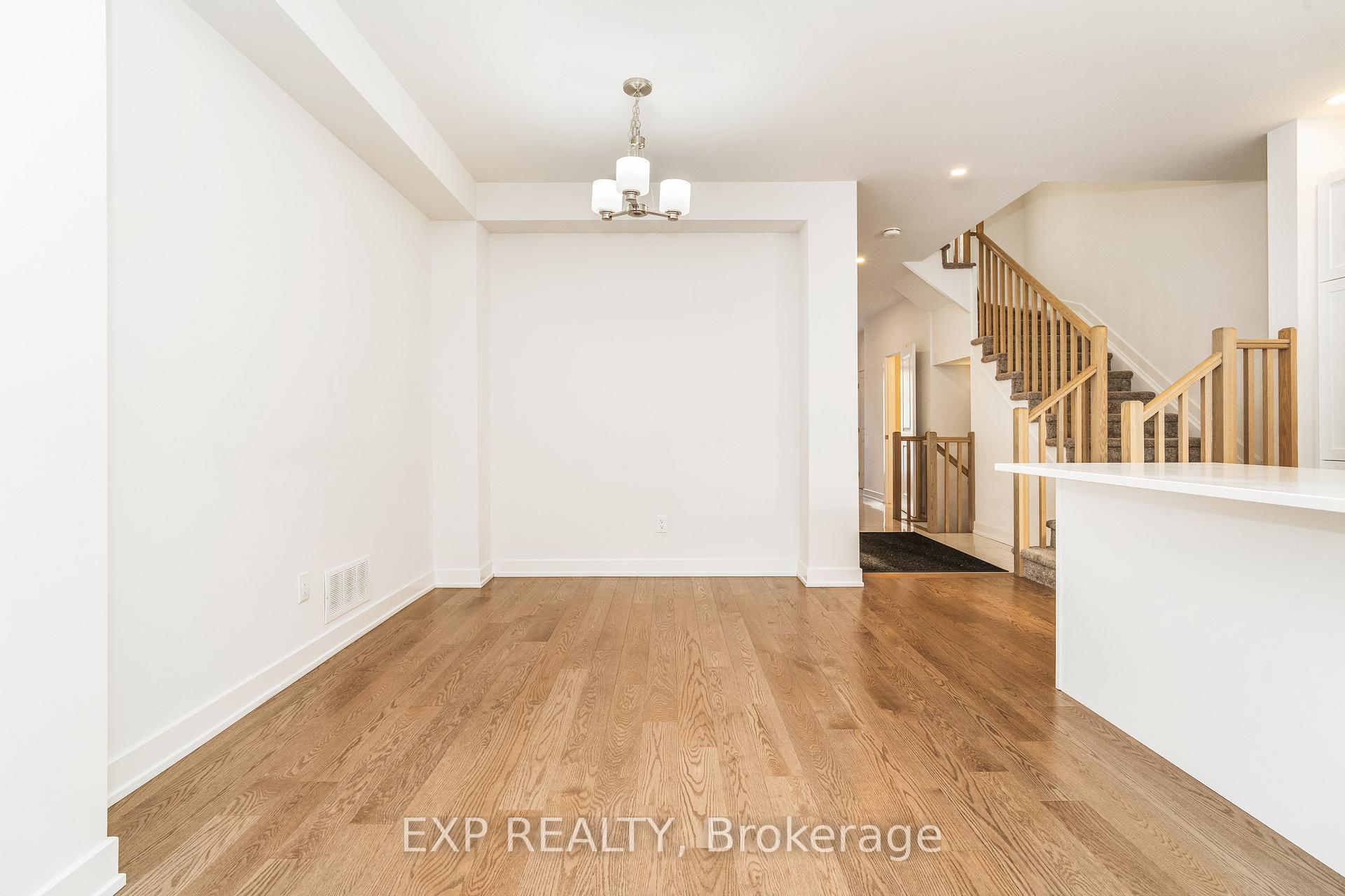 Photo 12 of 83 Heirloom Street, Ottawa, Riverside South/Gloucester Glen — HOMEH
