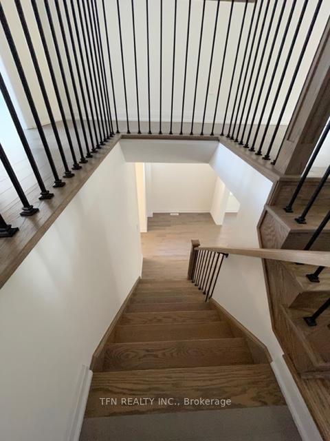 Photo 12 of 118 Mabern Street, Barrie, Rural Barrie Southwest — HOMEH