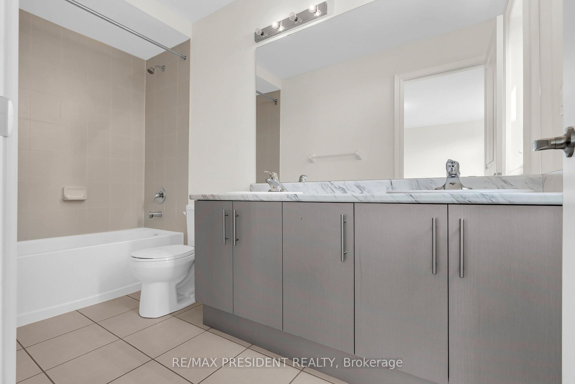 Photo 17 of 34 Queenpost Drive E, Brampton, Credit Valley — HOMEH