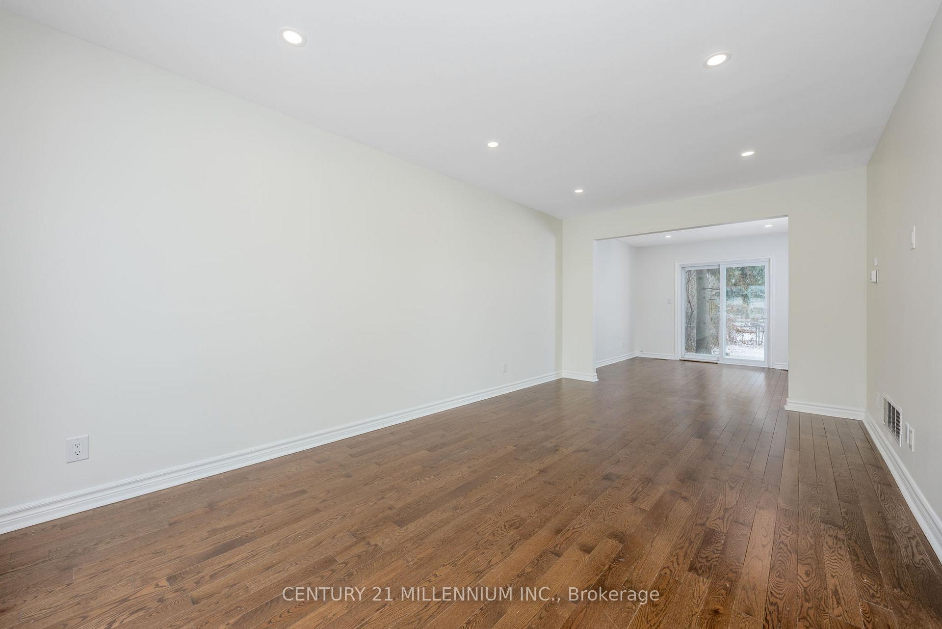 Photo 6 of 25 Davenport Crescent, Brampton, Southgate — HOMEH
