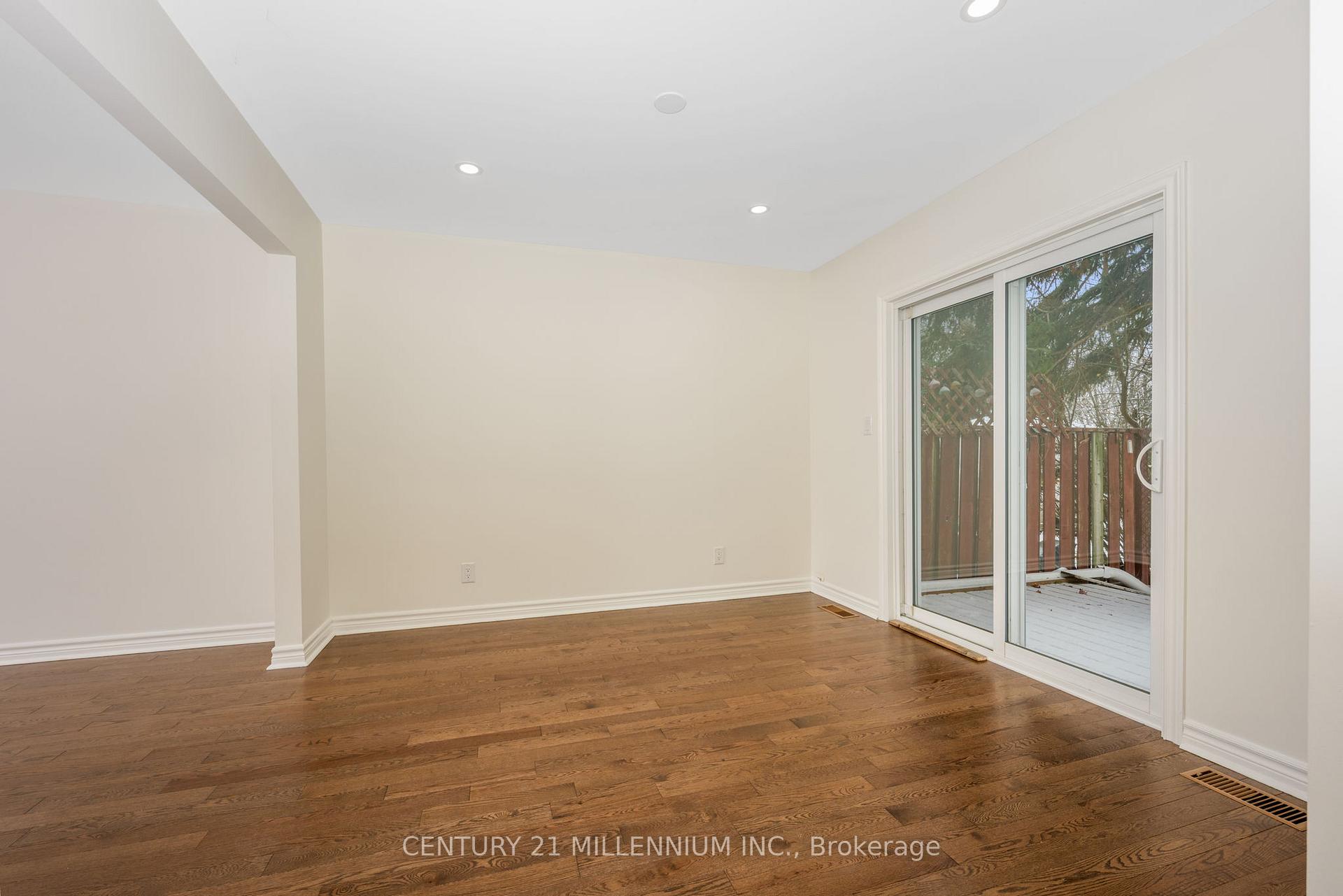 Photo 14 of 25 Davenport Crescent, Brampton, Southgate — HOMEH
