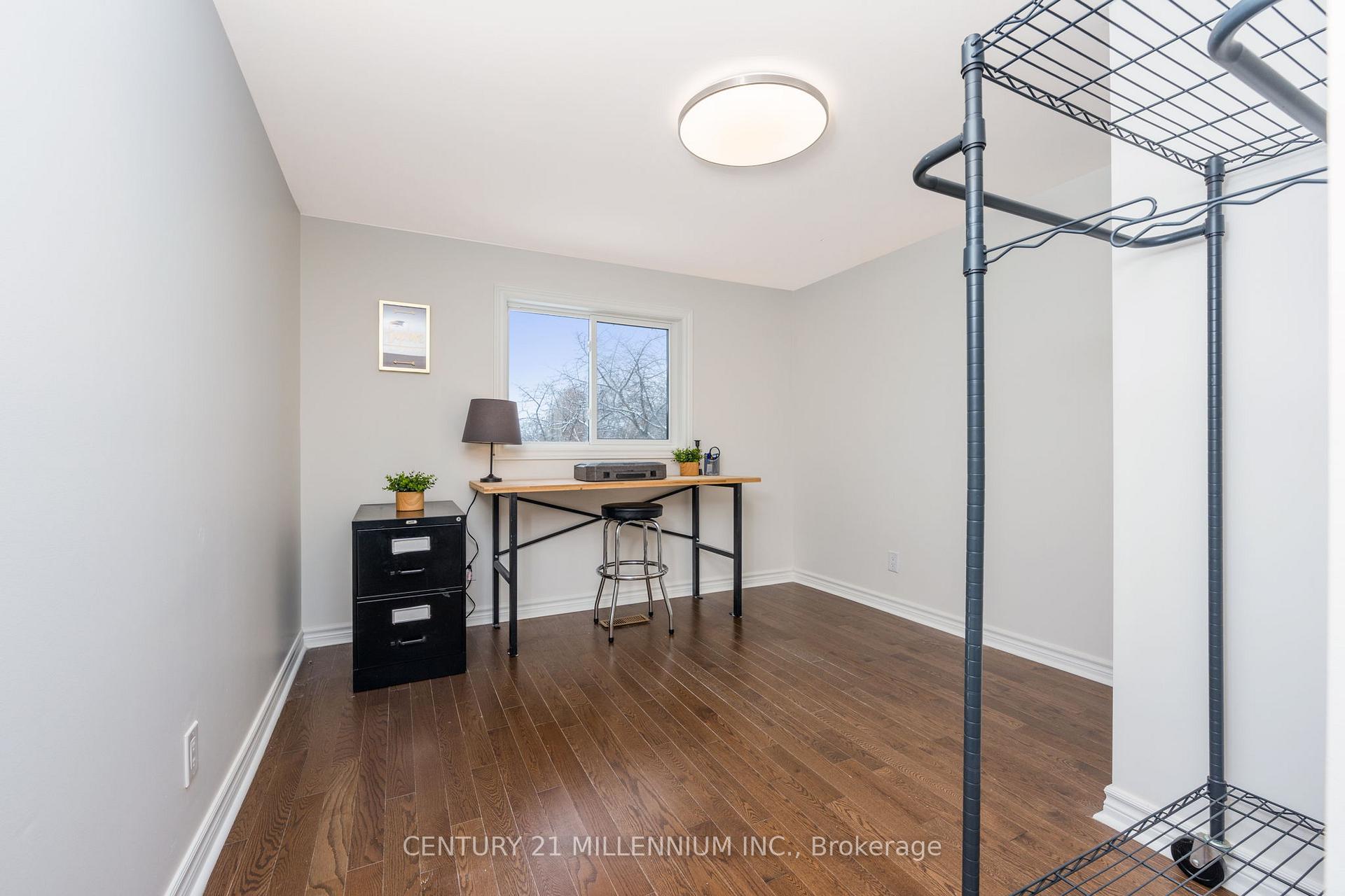 Photo 33 of 25 Davenport Crescent, Brampton, Southgate — HOMEH