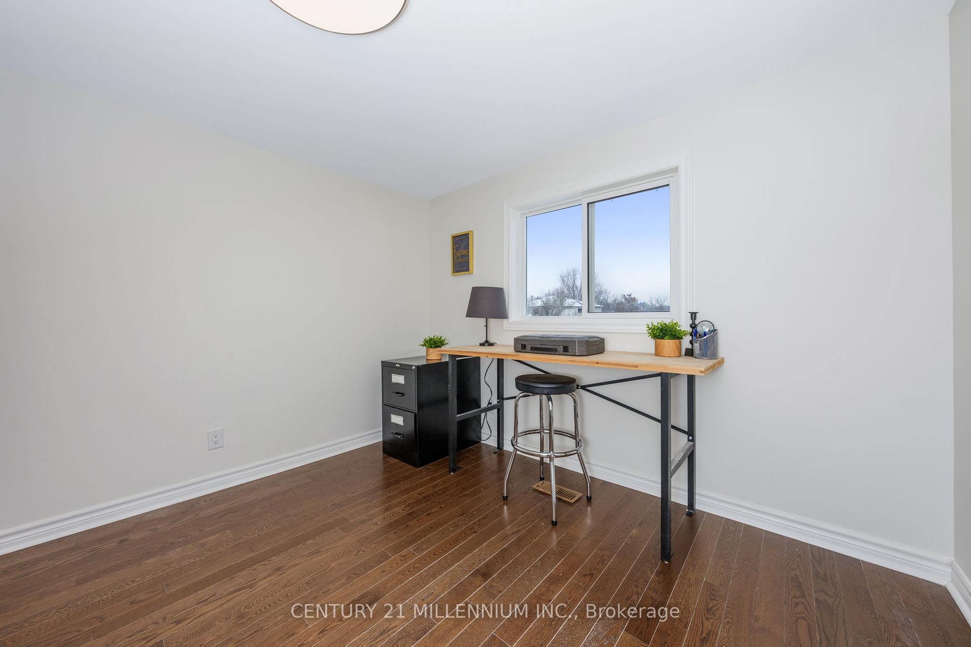 Photo 30 of 25 Davenport Crescent, Brampton, Southgate — HOMEH