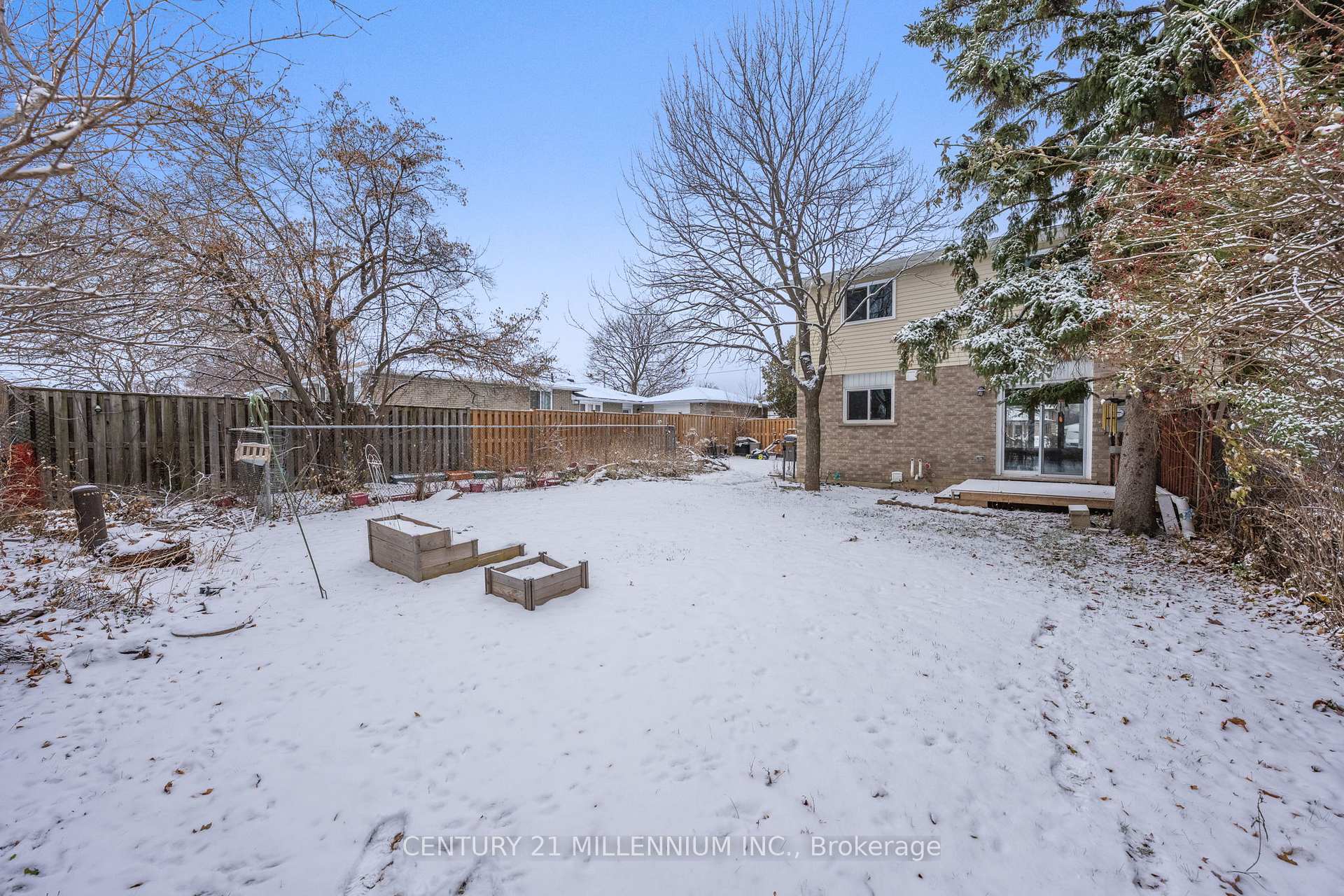 Photo 42 of 25 Davenport Crescent, Brampton, Southgate — HOMEH