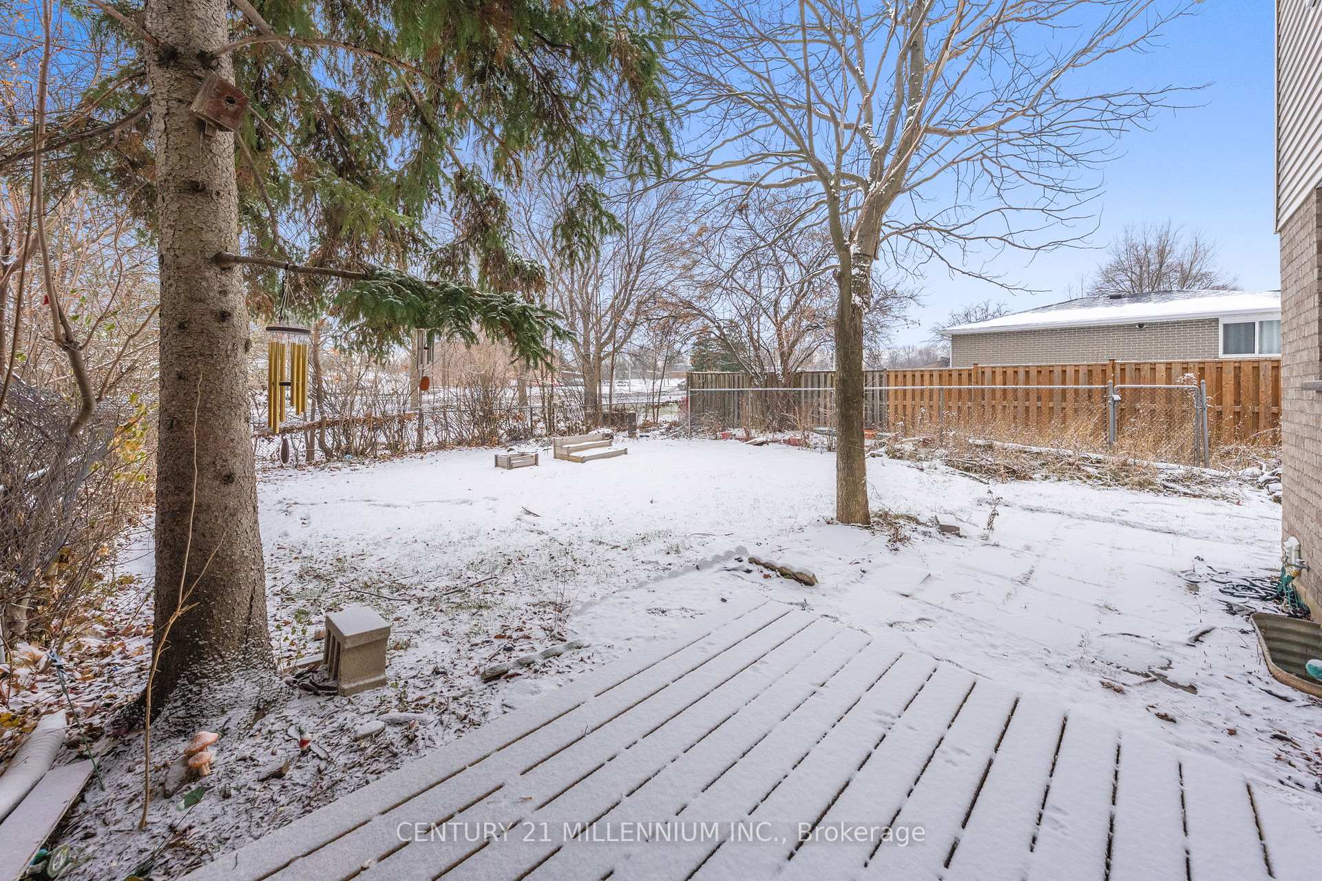 Photo 44 of 25 Davenport Crescent, Brampton, Southgate — HOMEH