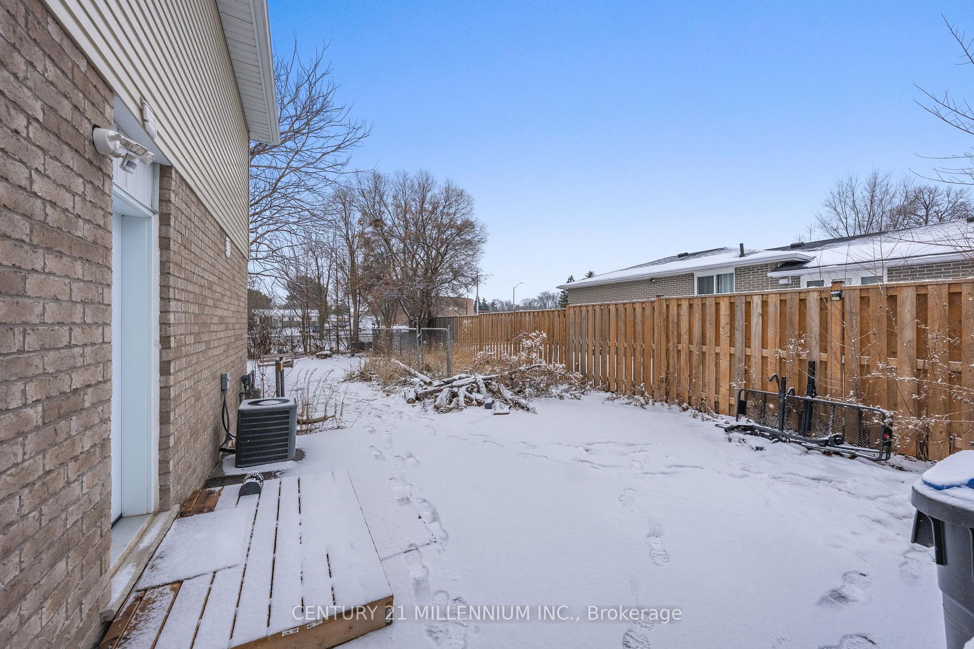 Photo 45 of 25 Davenport Crescent, Brampton, Southgate — HOMEH