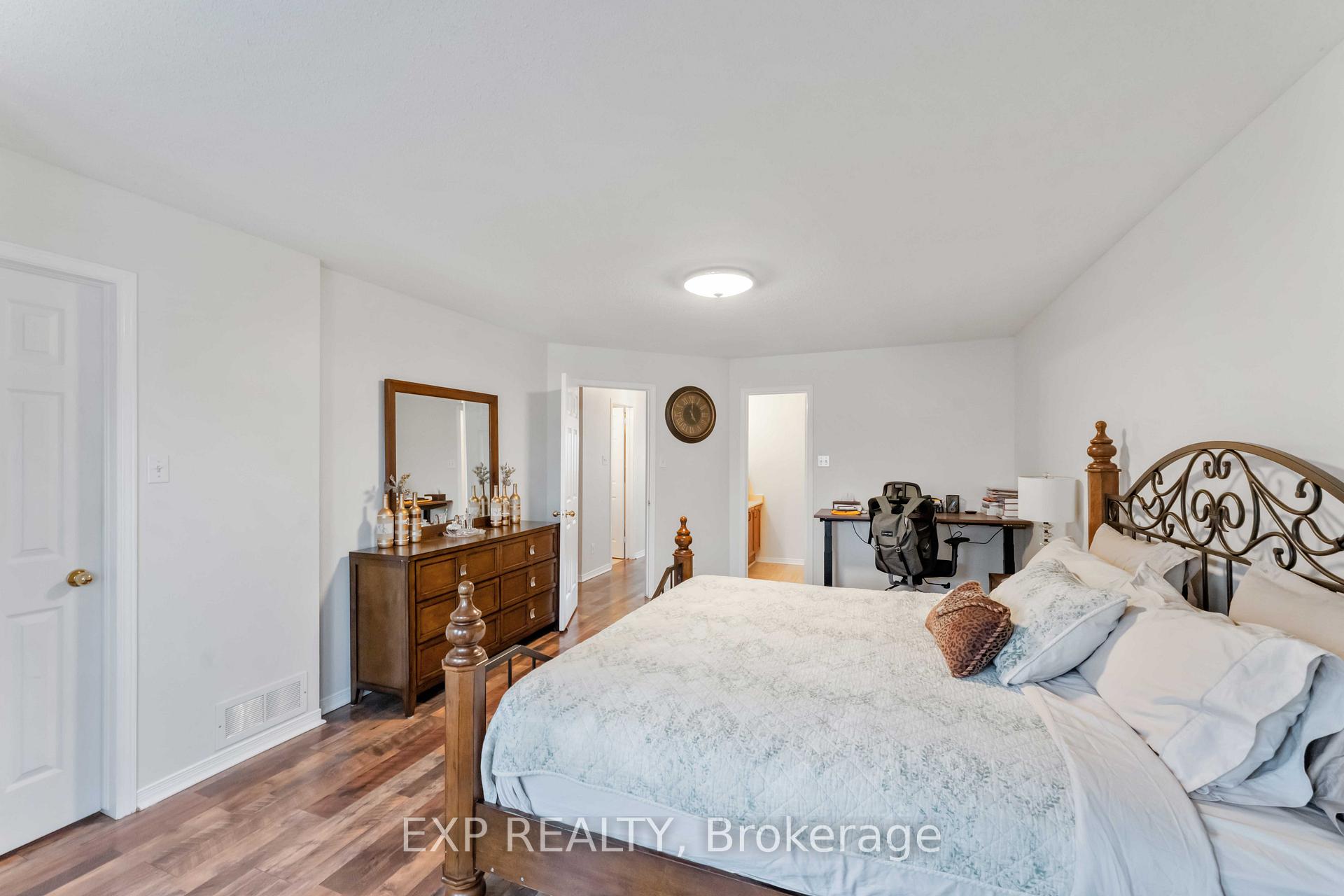 Photo 18 of 143 Woodgate Way, Ottawa, Barrhaven - Longfields — HOMEH