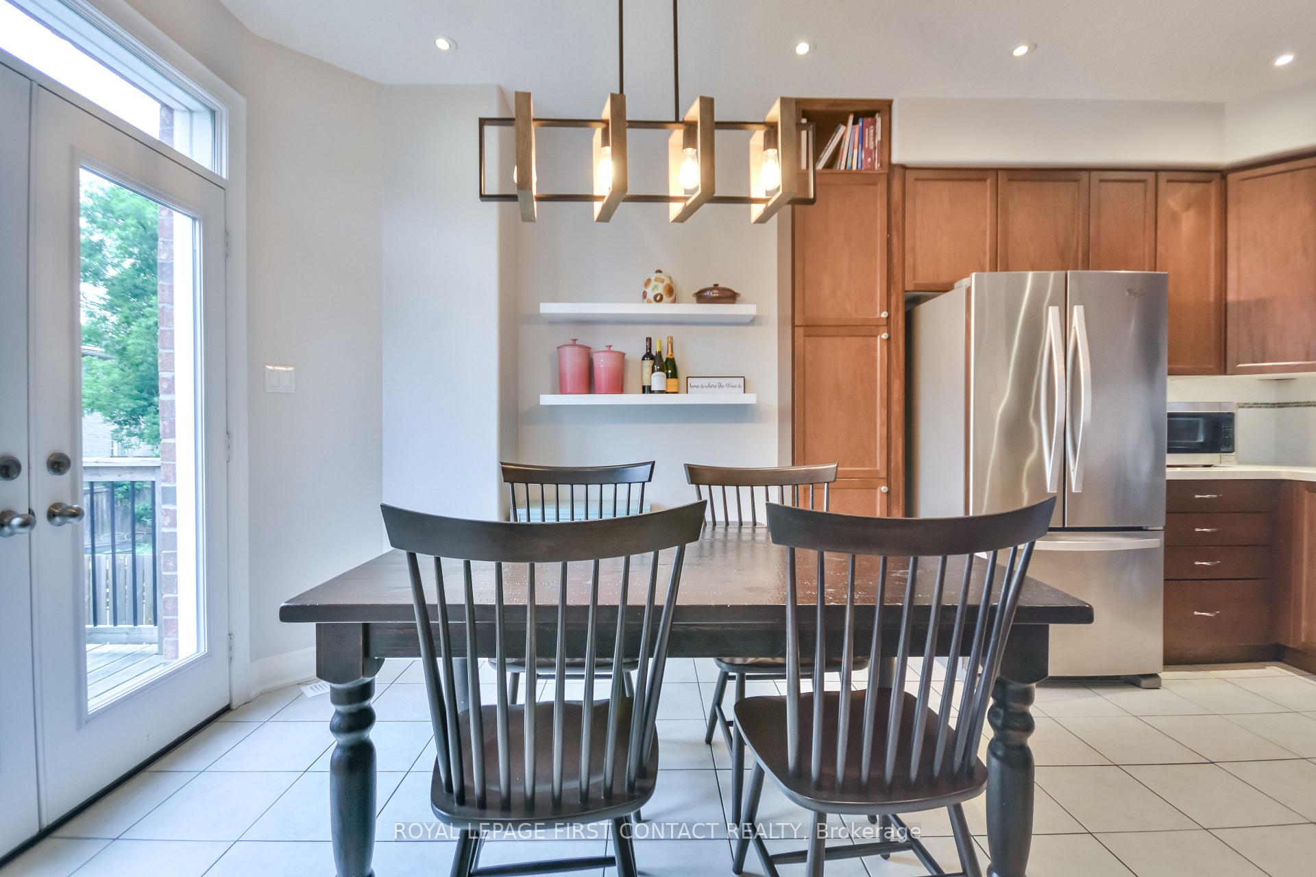 Photo 9 of 40 Booth Lane, Barrie, Painswick South — HOMEH