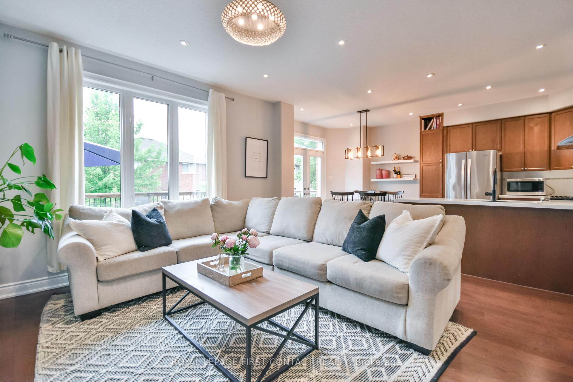 Photo 14 of 40 Booth Lane, Barrie, Painswick South — HOMEH