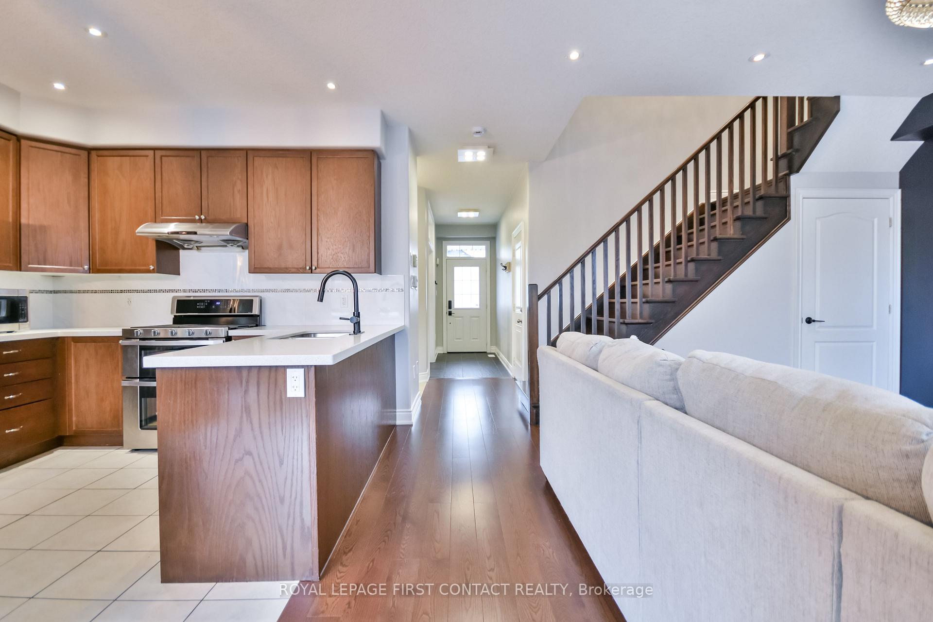 Photo 15 of 40 Booth Lane, Barrie, Painswick South — HOMEH
