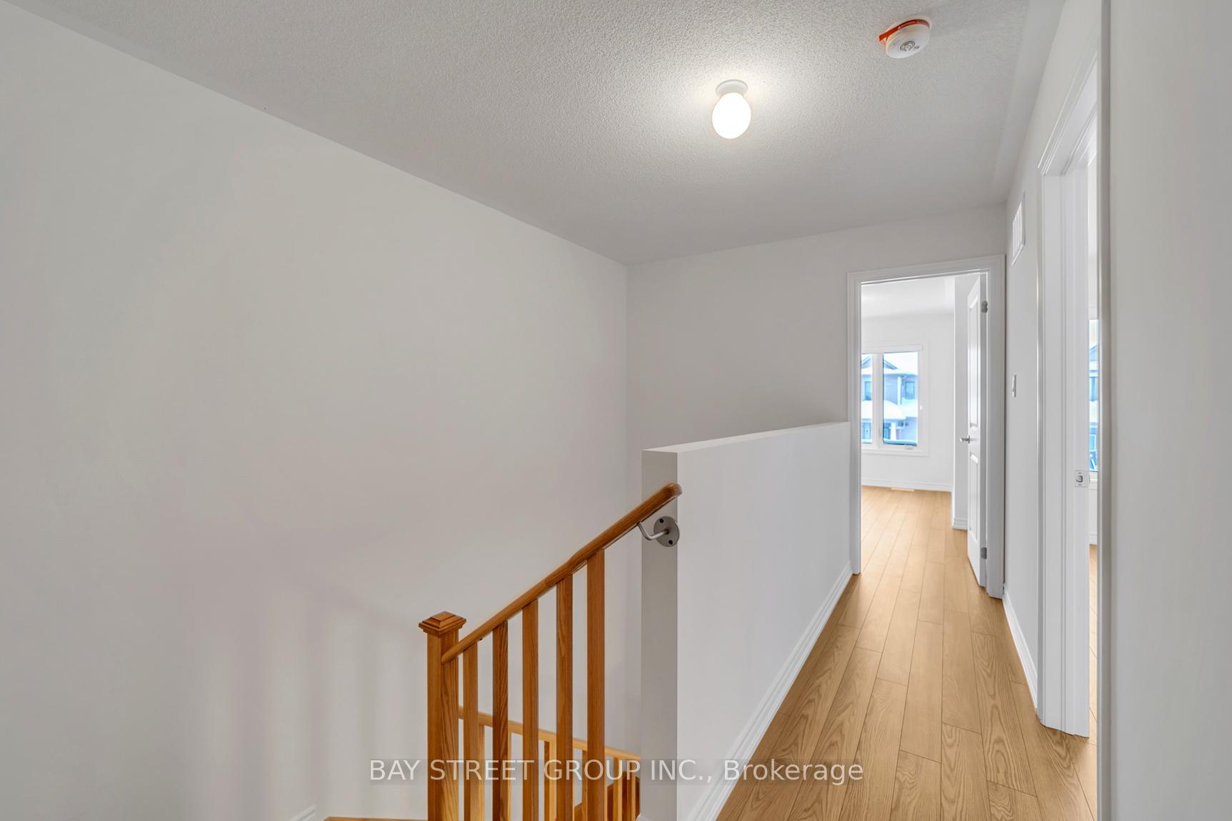 Photo 26 of 10 Prudhoe Terrace, Barrie, Rural Barrie Southeast — HOMEH