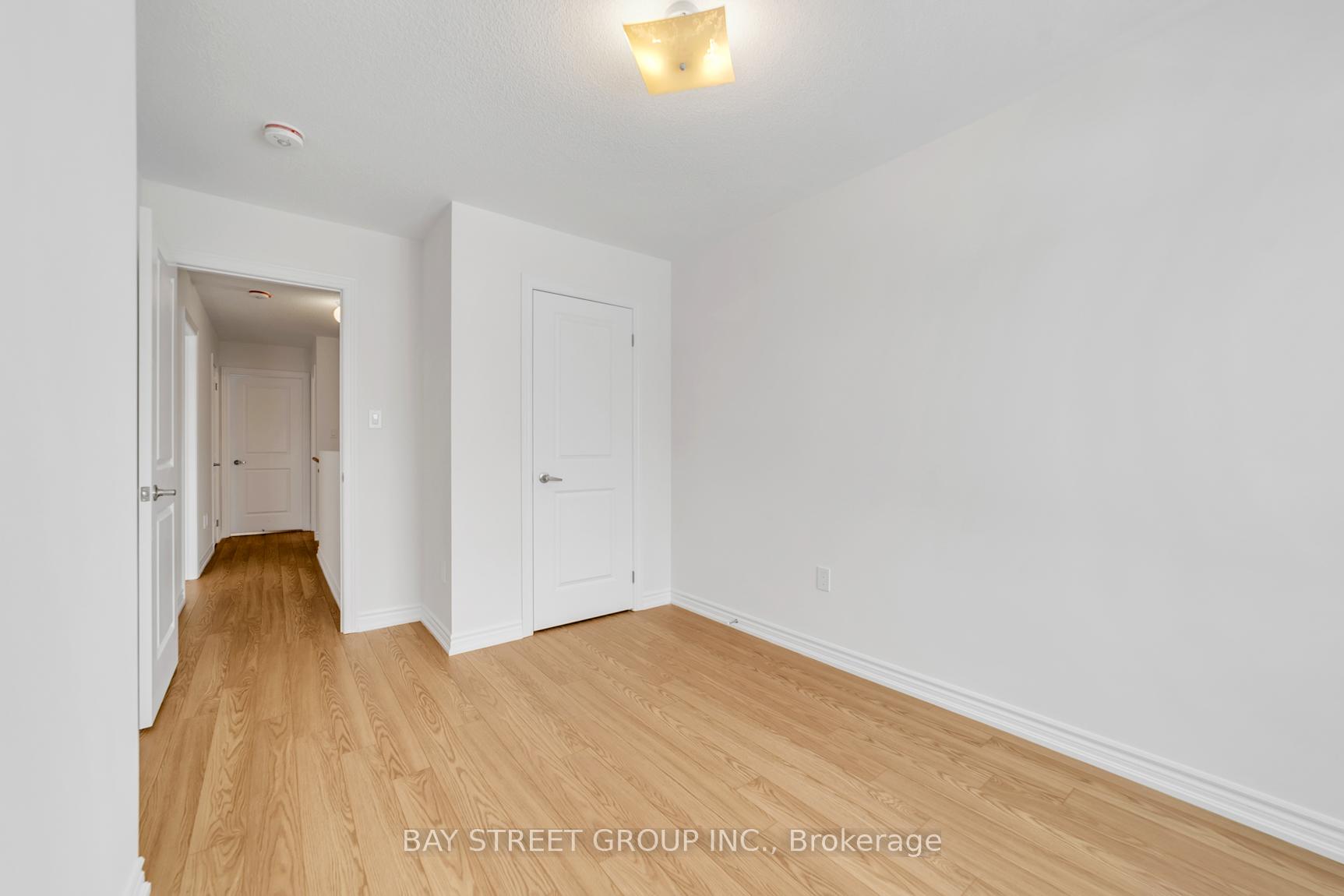 Photo 28 of 10 Prudhoe Terrace, Barrie, Rural Barrie Southeast — HOMEH