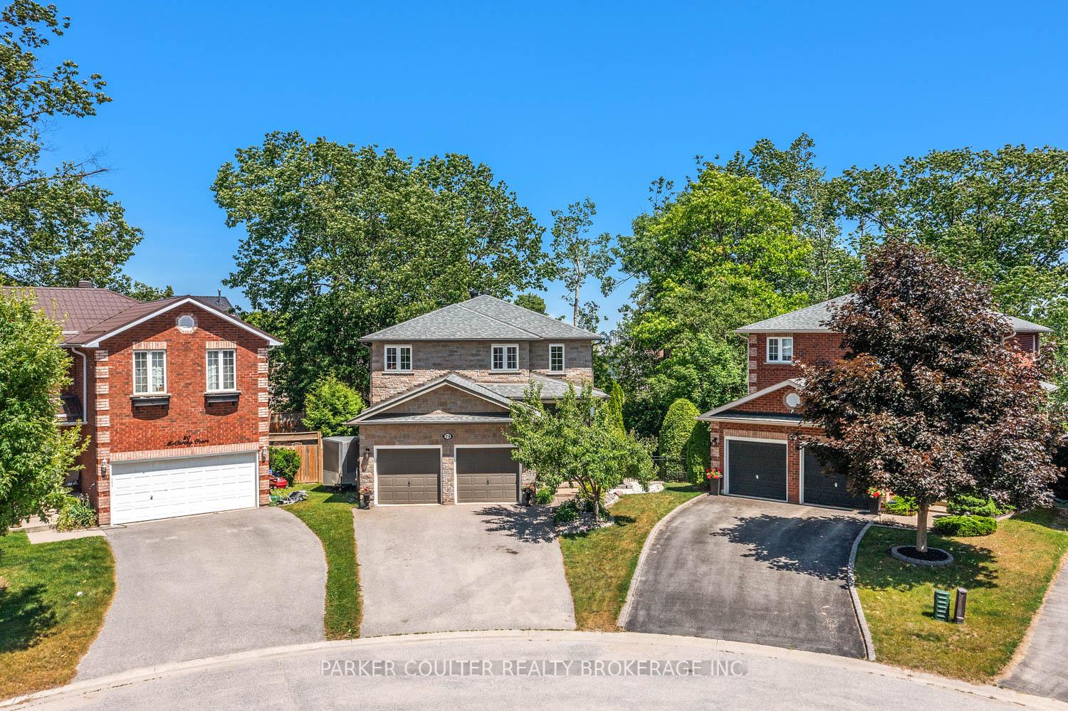 Photo 22 of 19 Mccarthy Court, Barrie, Letitia Heights — HOMEH