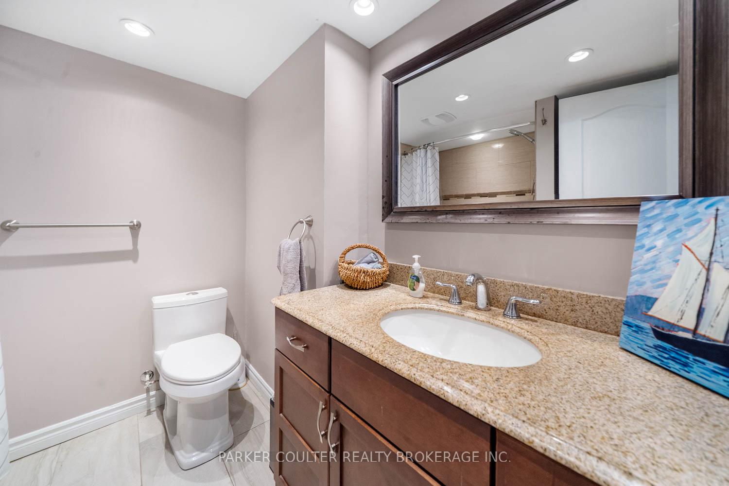 Photo 31 of 19 Mccarthy Court, Barrie, Letitia Heights — HOMEH