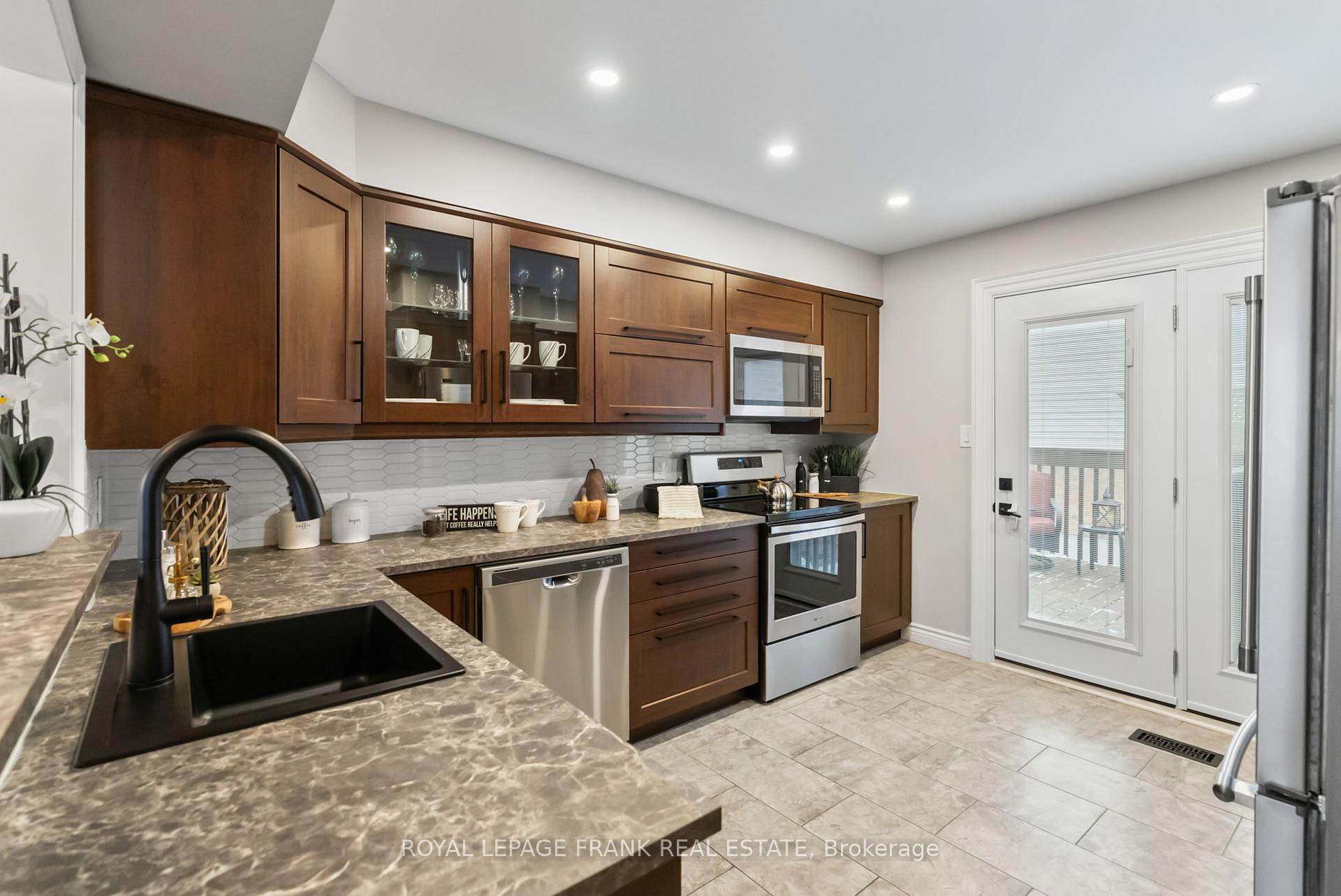 Photo 11 of 2486 Prestonvale Road, Clarington, Courtice — HOMEH