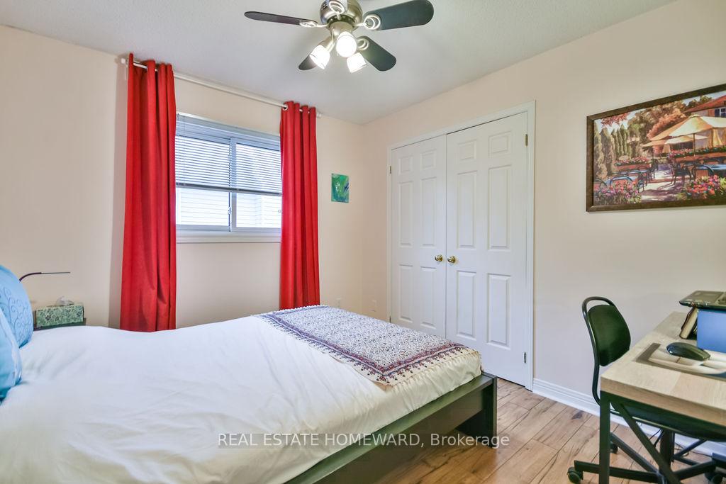 Photo 27 of 91 Browning Trail, Barrie, Letitia Heights — HOMEH