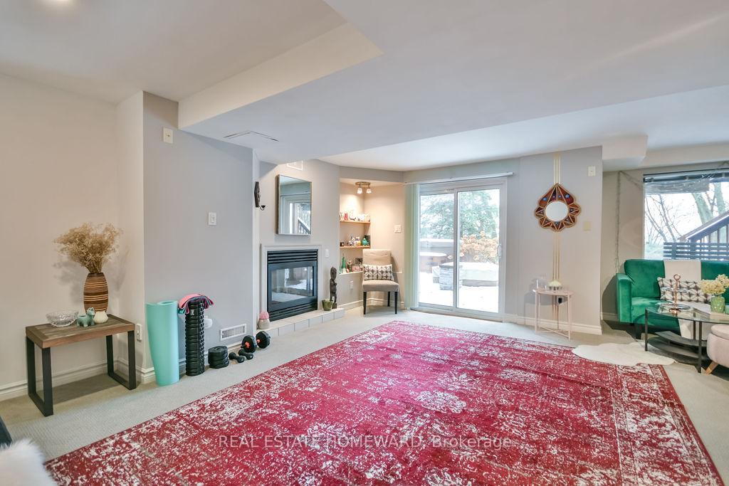 Photo 30 of 91 Browning Trail, Barrie, Letitia Heights — HOMEH