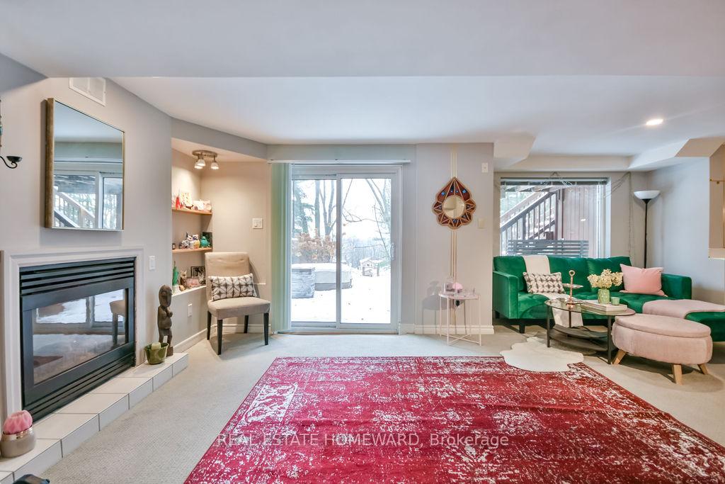 Photo 31 of 91 Browning Trail, Barrie, Letitia Heights — HOMEH