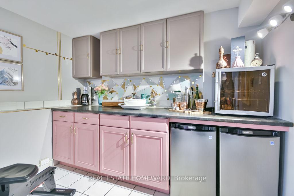Photo 33 of 91 Browning Trail, Barrie, Letitia Heights — HOMEH