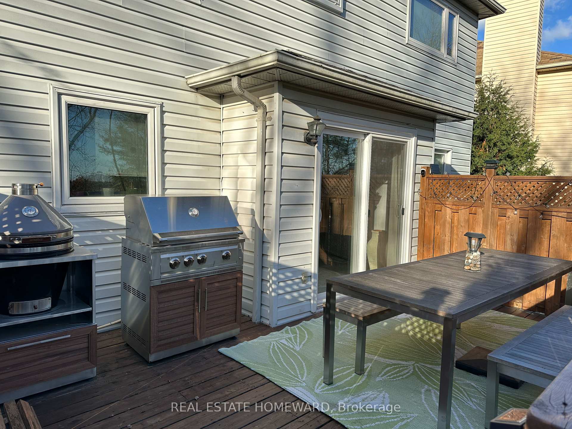 Photo 37 of 91 Browning Trail, Barrie, Letitia Heights — HOMEH