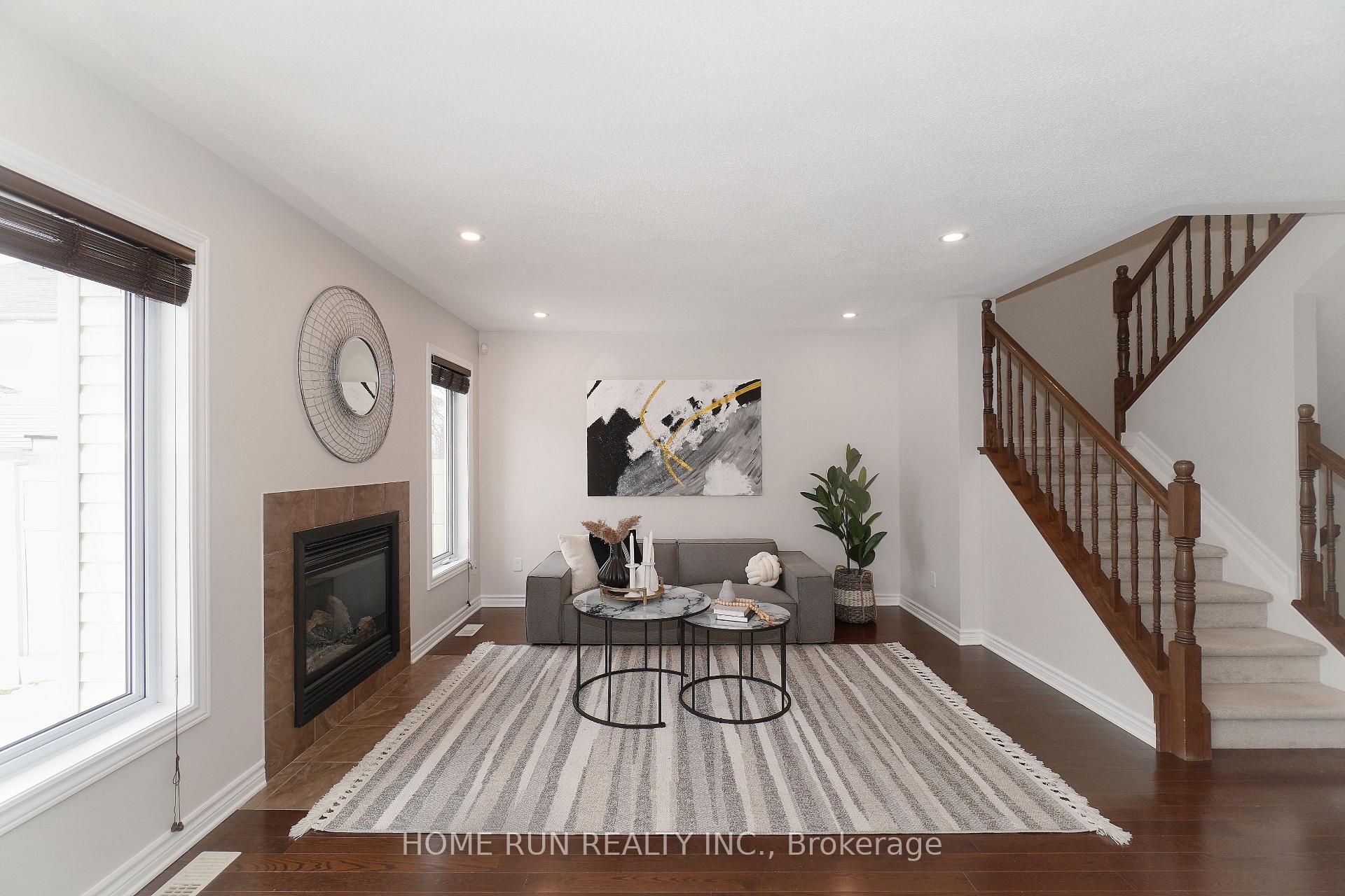 Photo 2 of 612 Paul Metivier Drive, Ottawa, Barrhaven - Strandherd — HOMEH