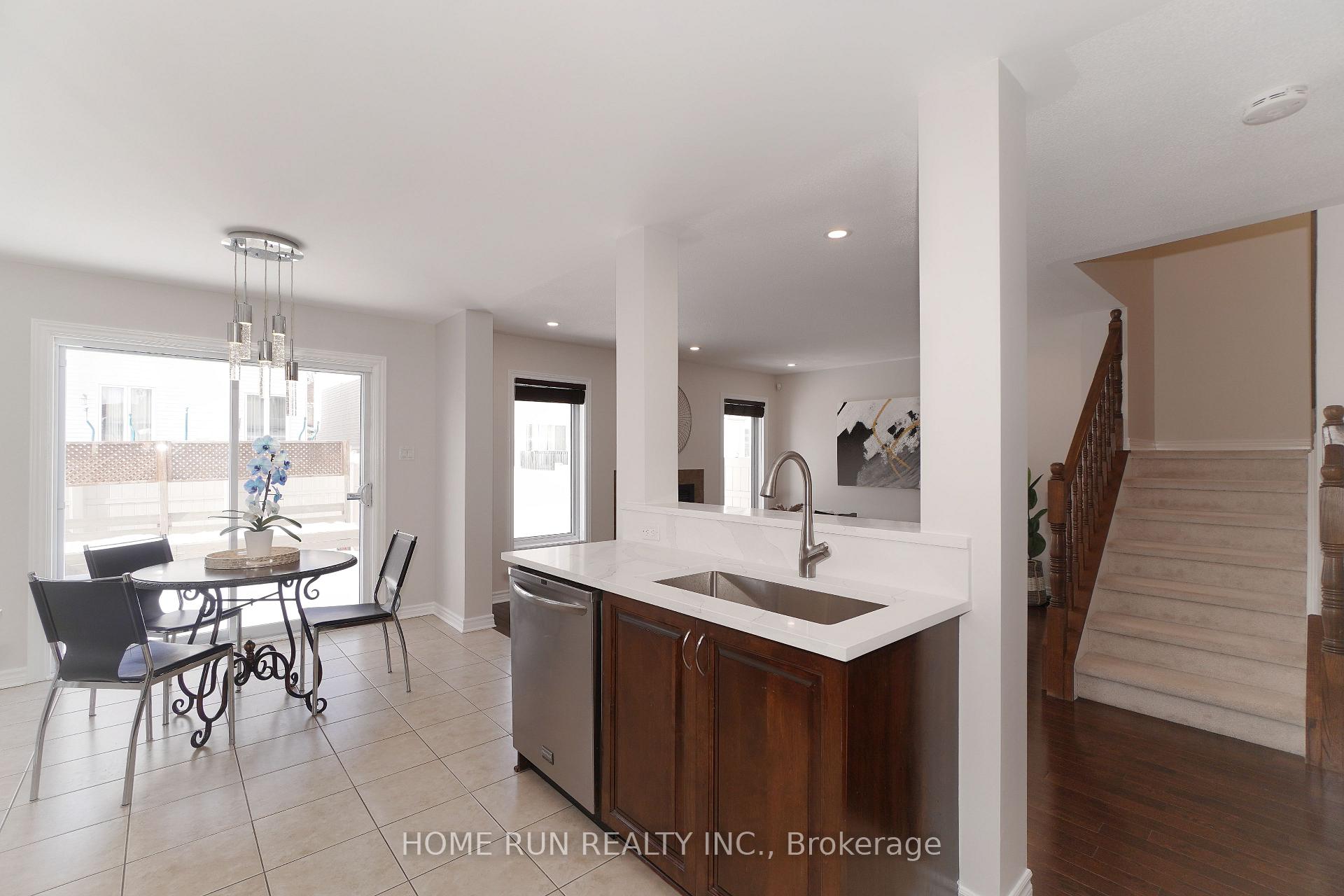 Photo 17 of 612 Paul Metivier Drive, Ottawa, Barrhaven - Strandherd — HOMEH
