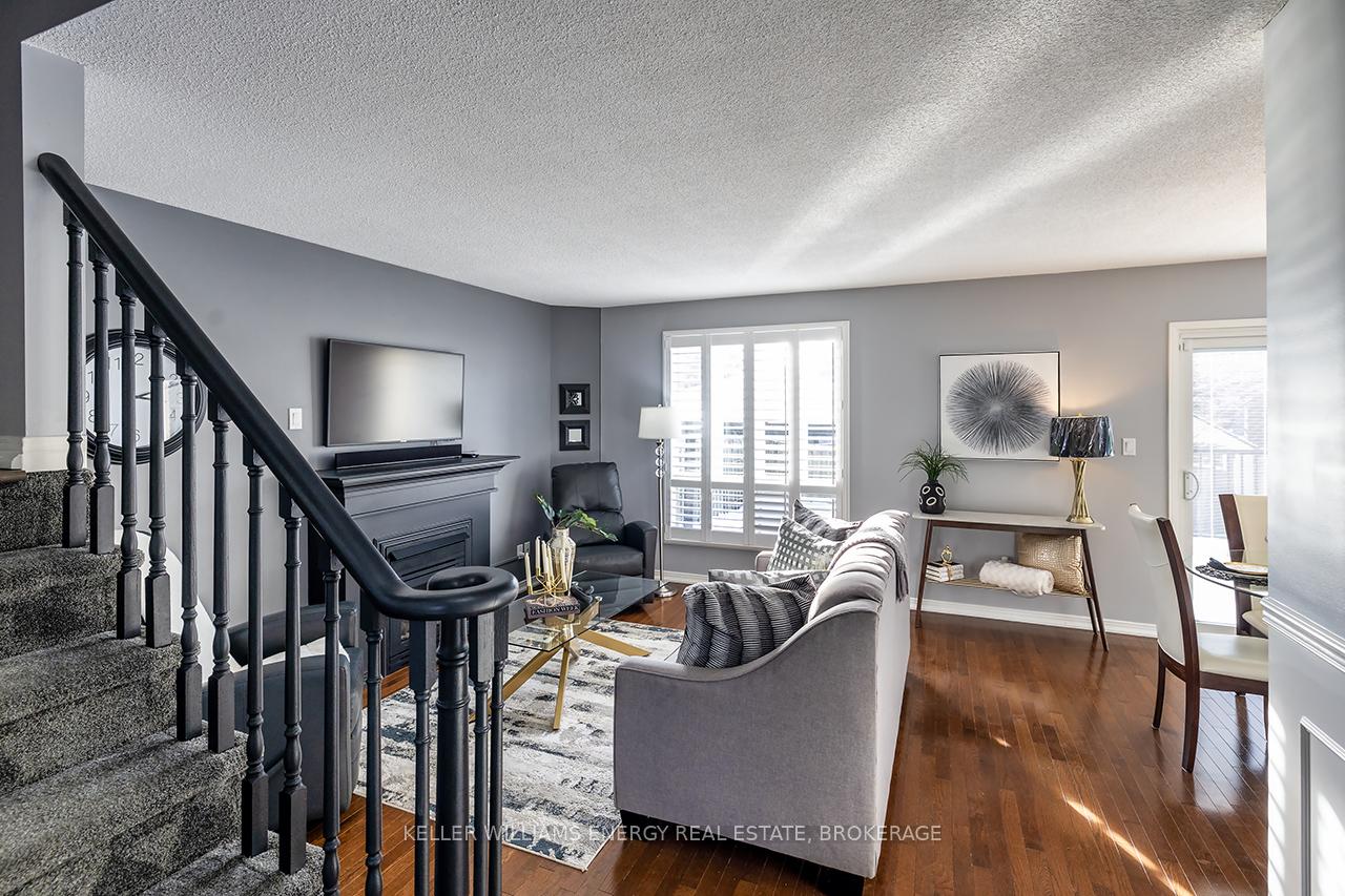 Photo 7 of 71 Short Crescent, Clarington, Courtice — HOMEH