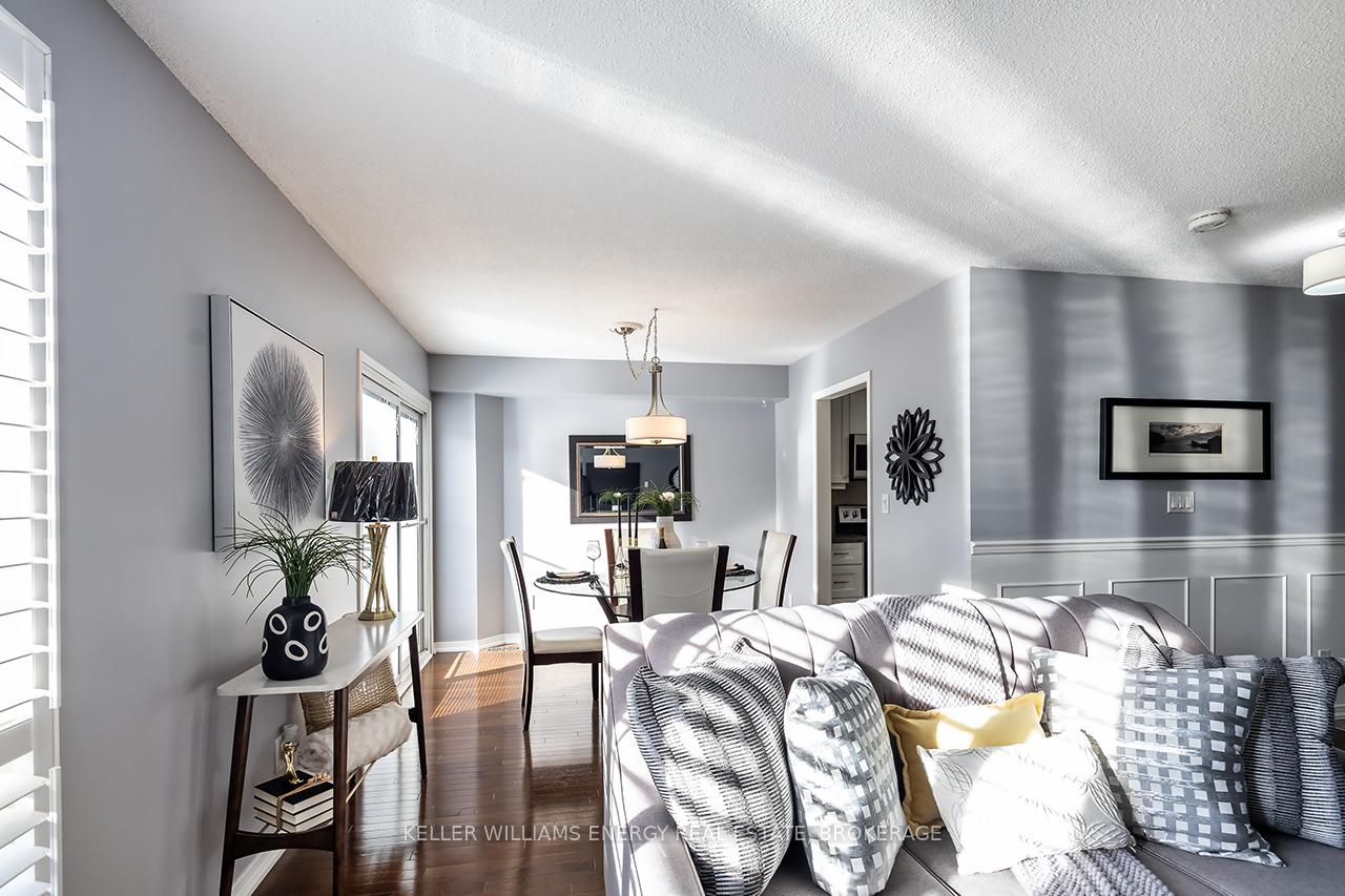 Photo 16 of 71 Short Crescent, Clarington, Courtice — HOMEH