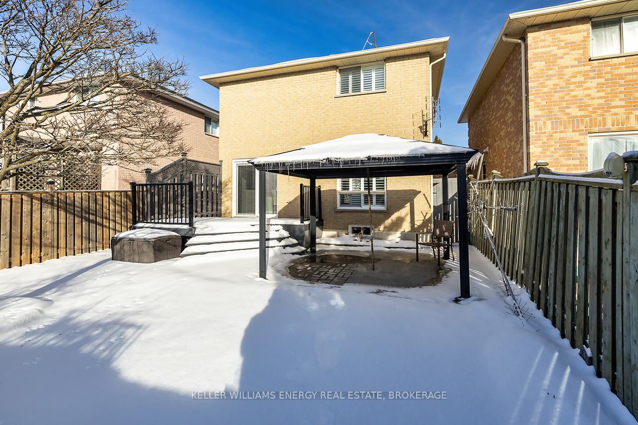 Photo 39 of 71 Short Crescent, Clarington, Courtice — HOMEH
